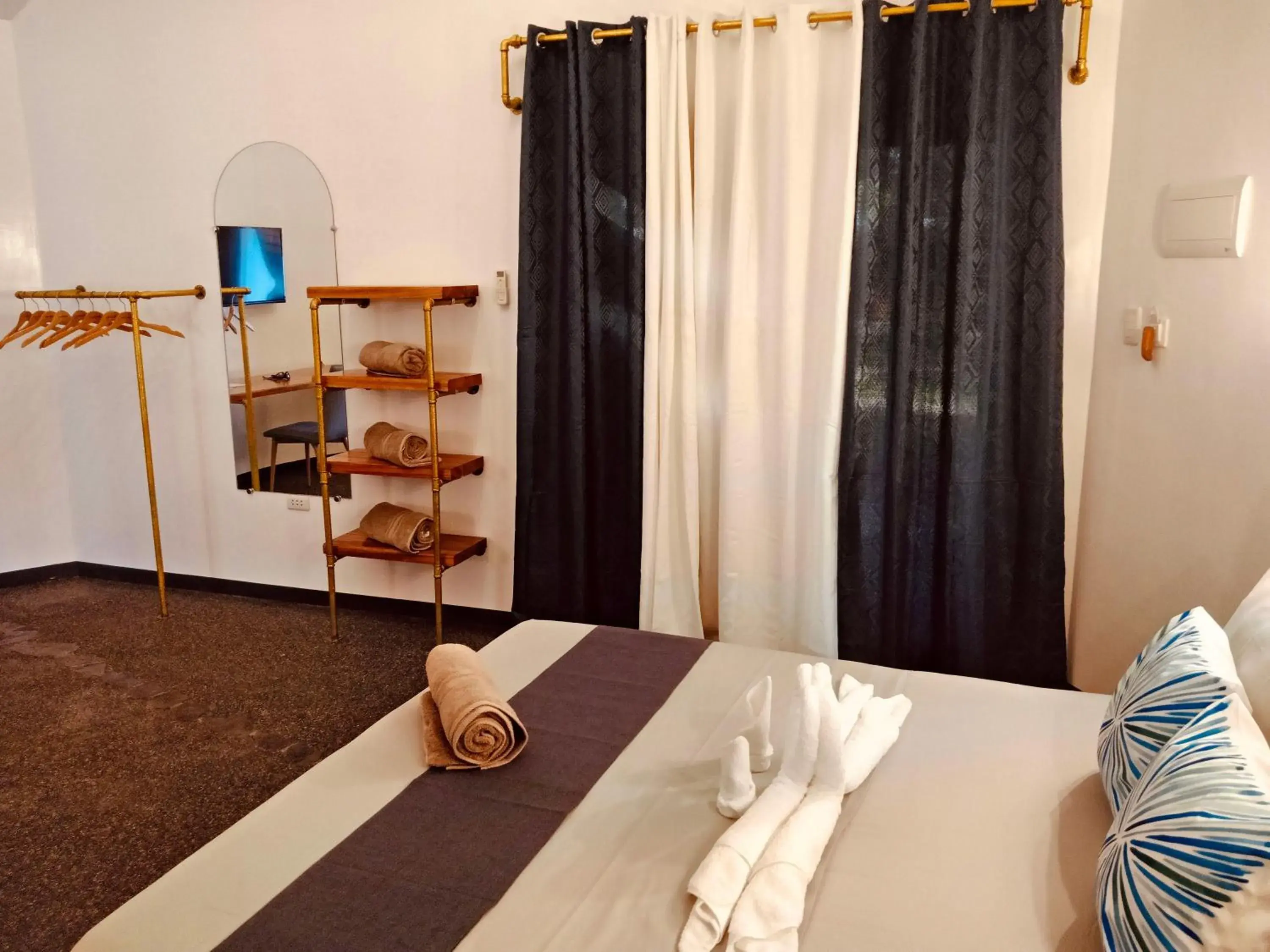 Decorative detail, Bed in White Chocolate Hills Resort Decorative detail, Bed in White Chocolate Hills Resort