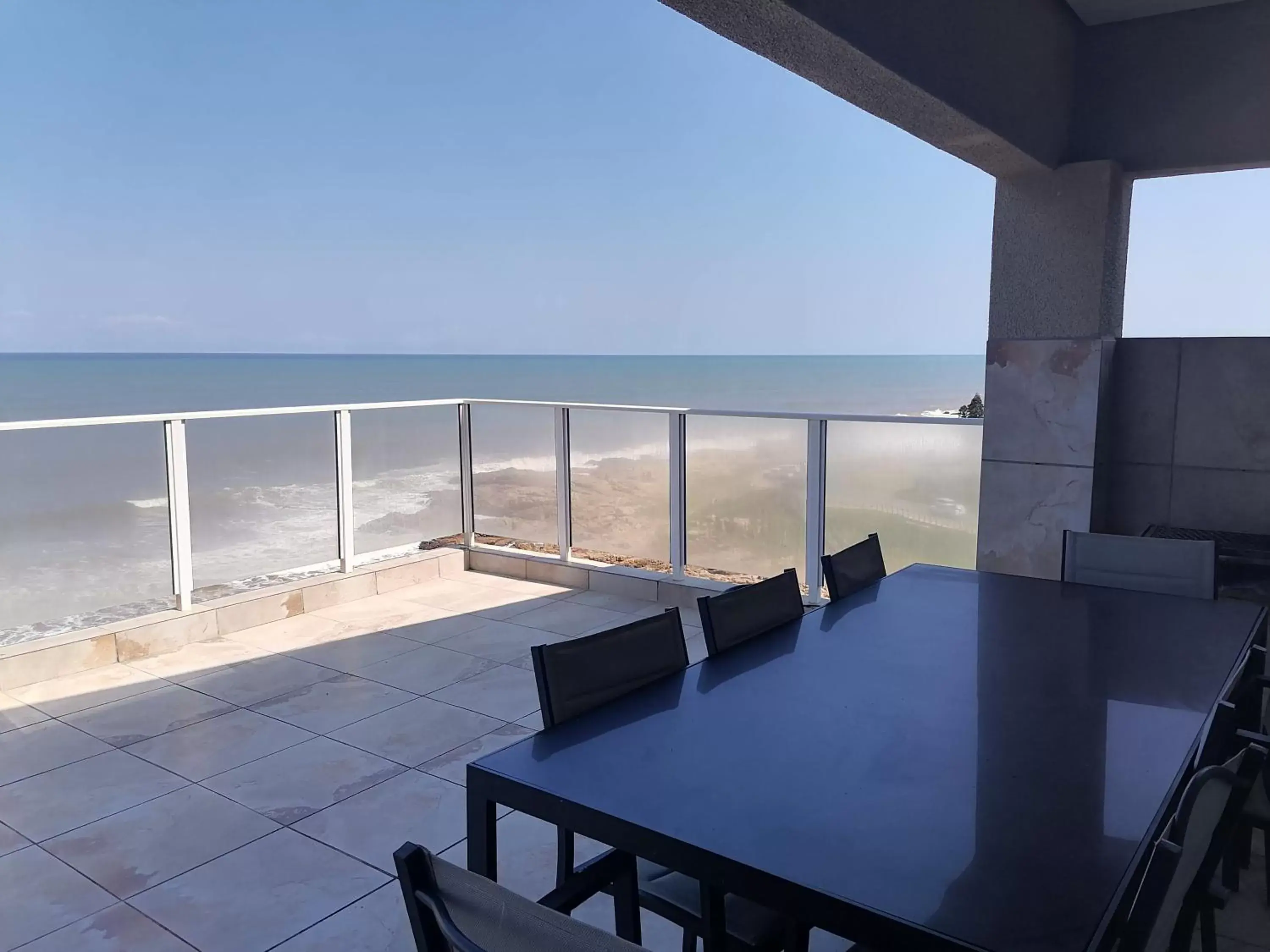 Balcony/Terrace in Margate Beach Lodge