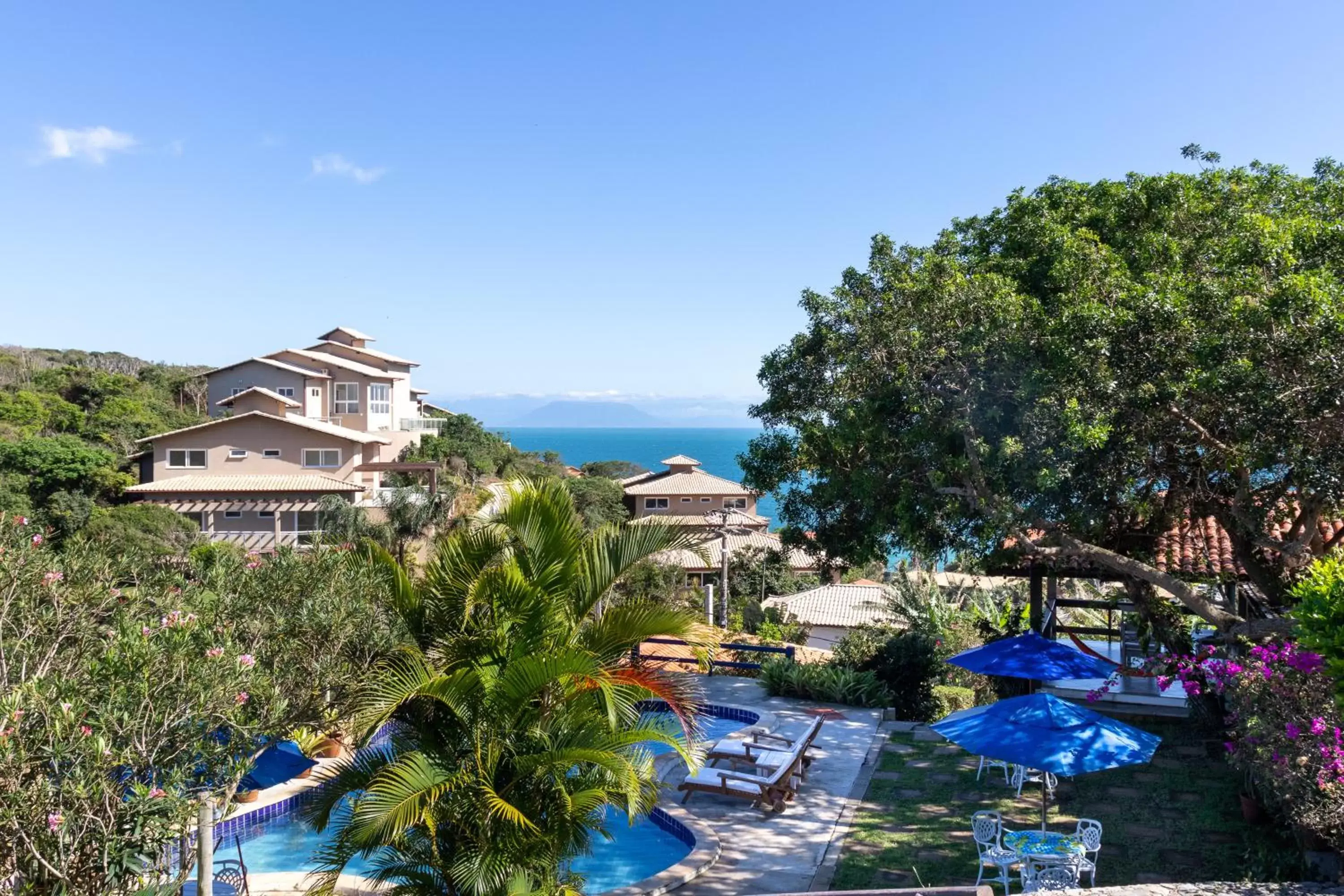 Bird's eye view, Pool View in La Proeza Pousada