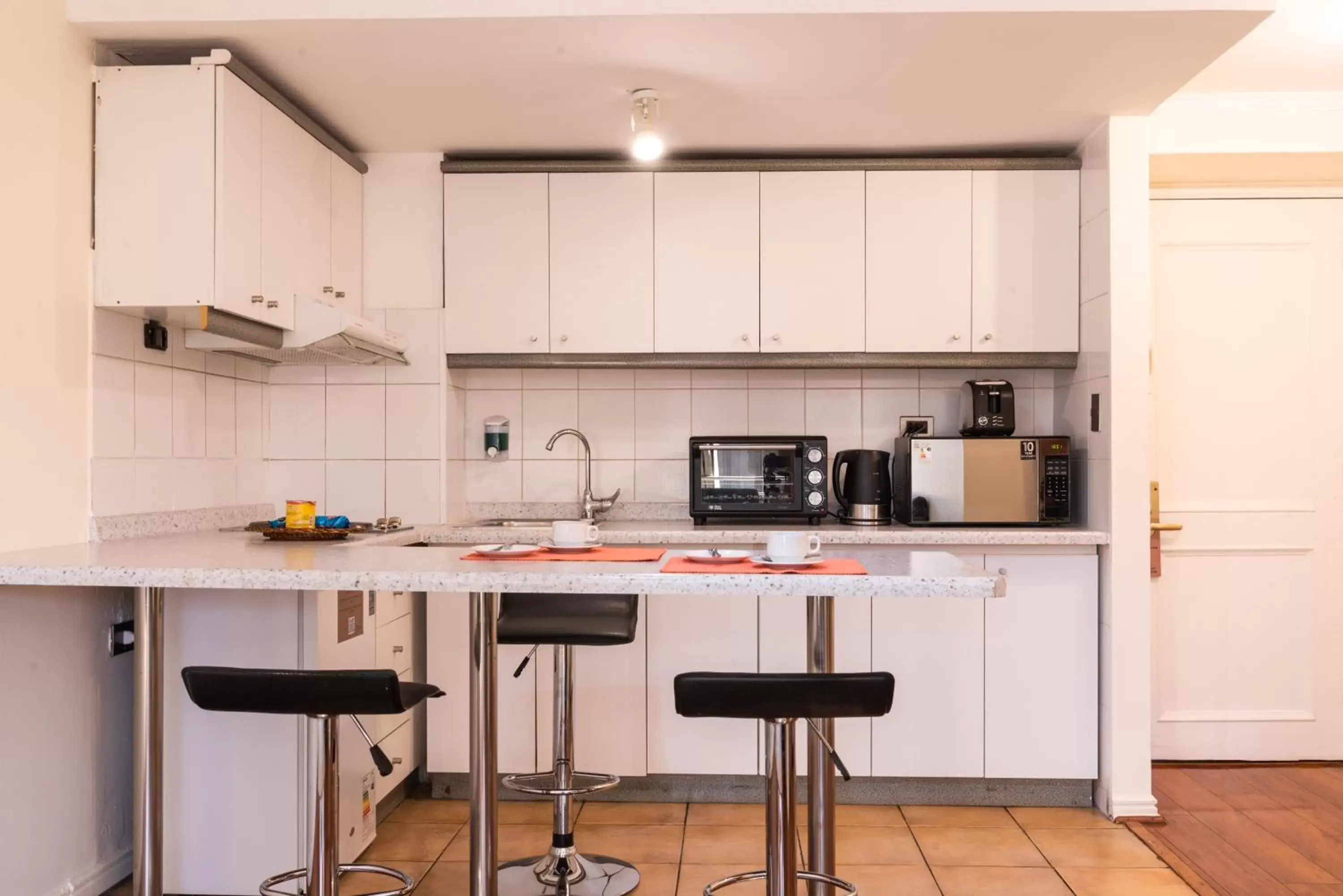 kitchen, Kitchen/Kitchenette in MR Apart Providencia (ex Apart Neruda)