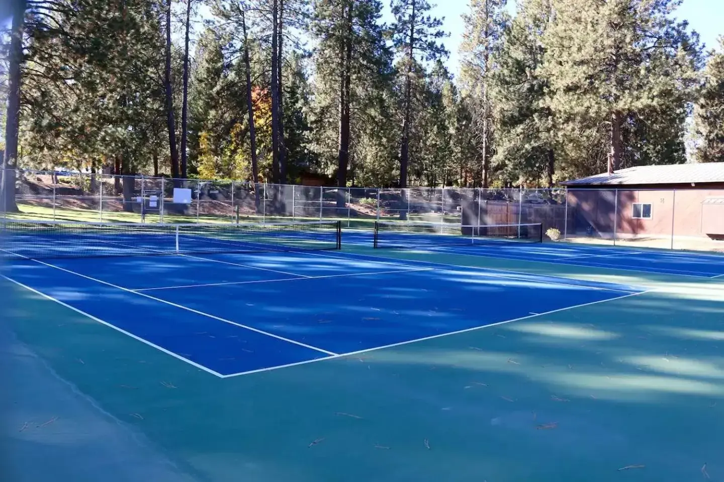 Tennis/Squash in Seventh Mountain Resort