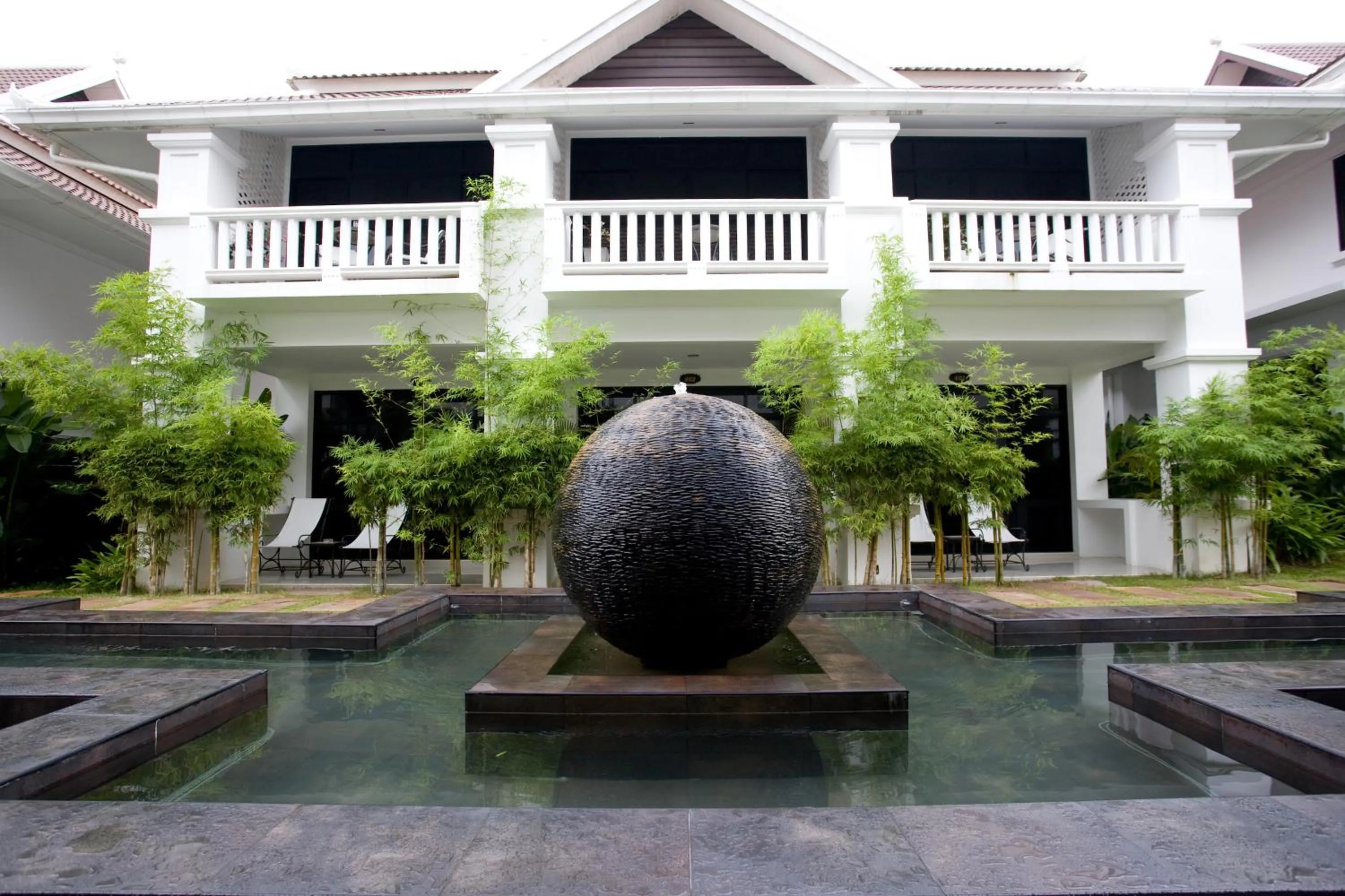Property building in Palm Grove Resort, Pattaya