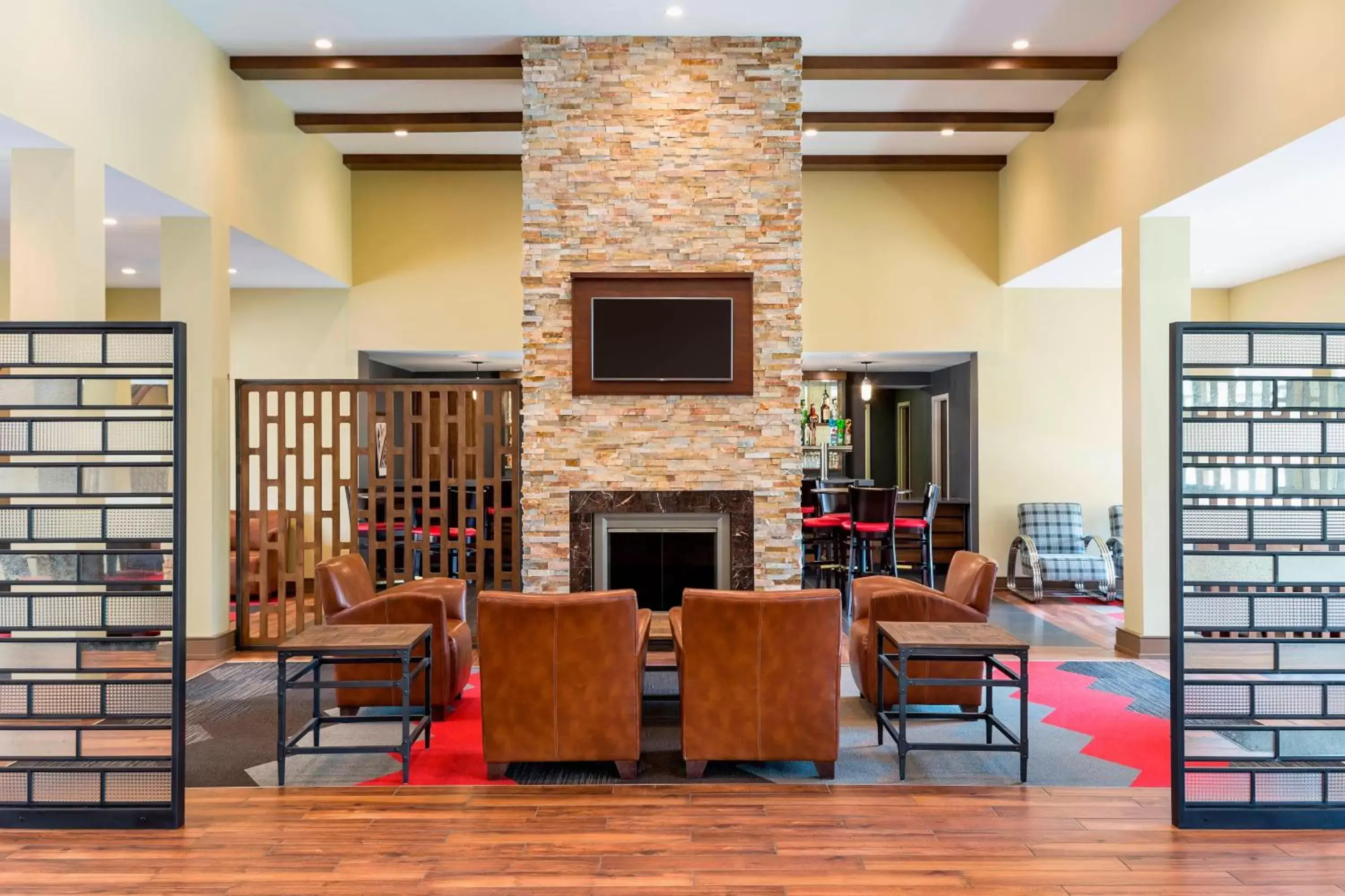 Lobby or reception, Seating Area in Four Points by Sheraton Buffalo Grove