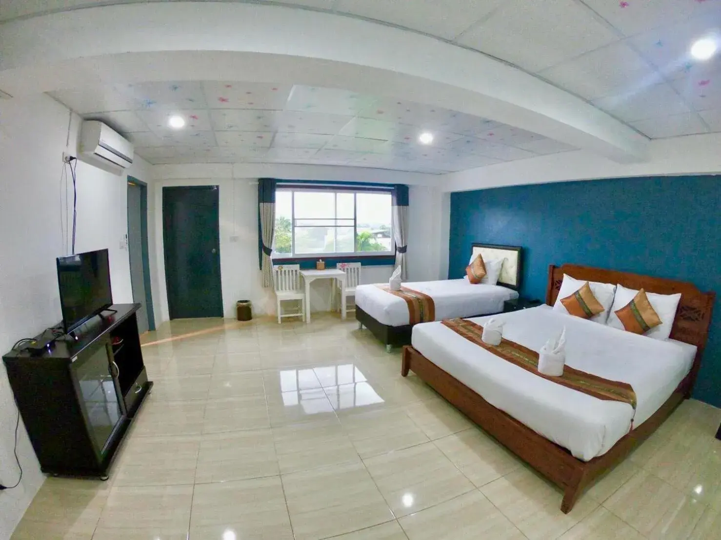 Bedroom, Seating Area in Diamond De Pai City Hotel