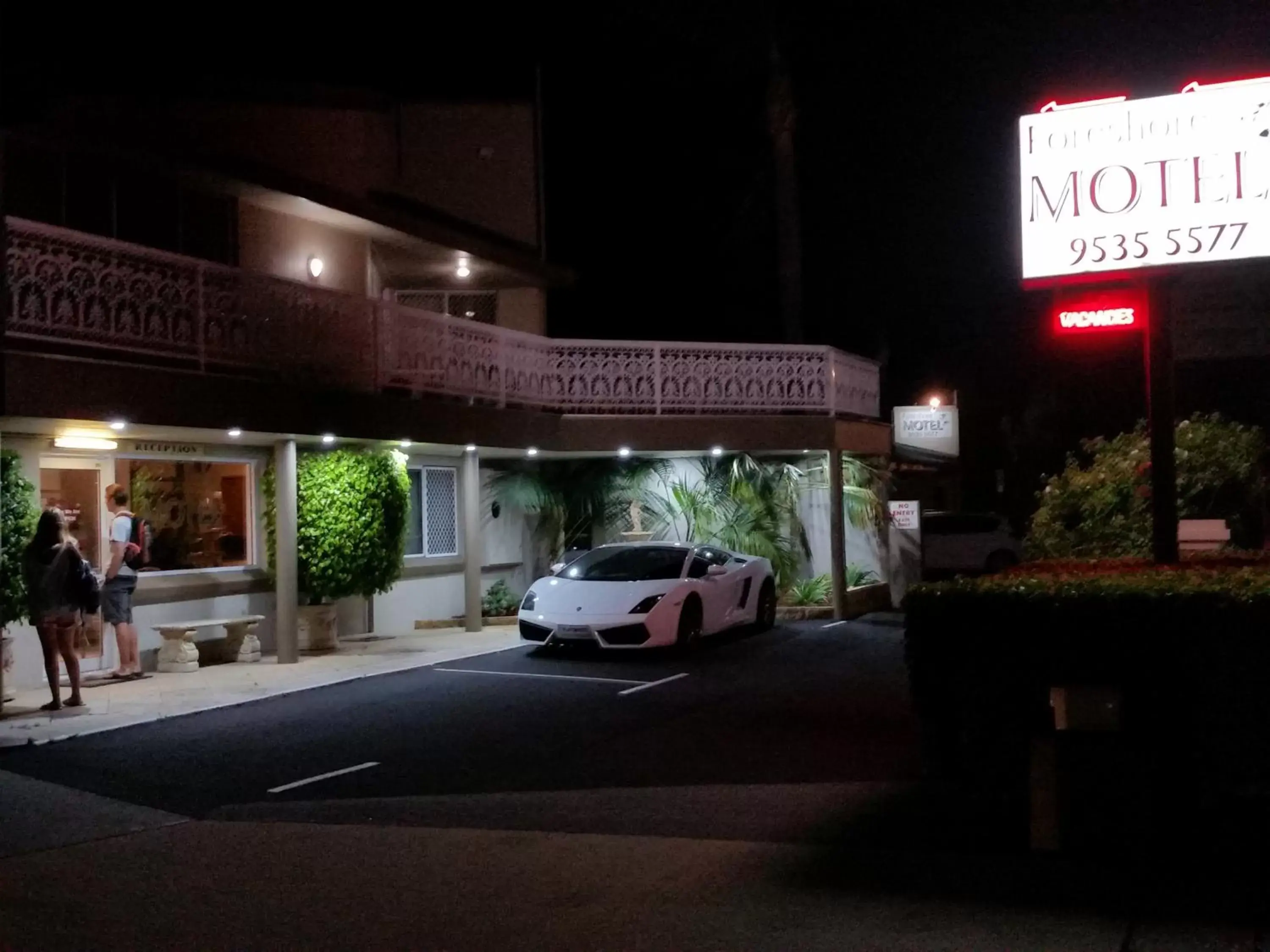 Facade/entrance, Property Building in Mandurah Foreshore Motel