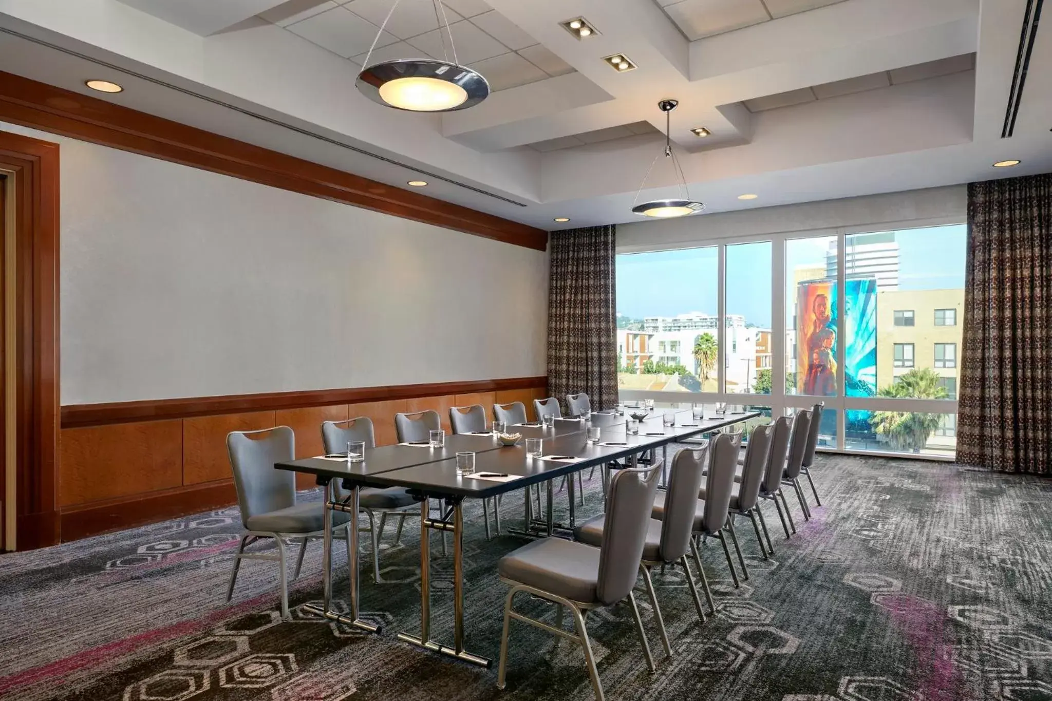 Meeting/conference room in Loews Hollywood Hotel
