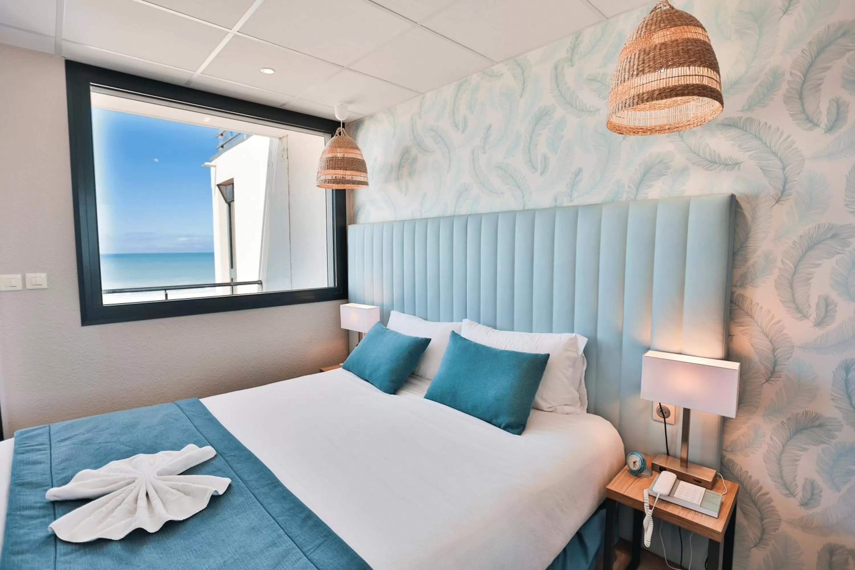 Superior Double Room with Sea View in The Originals Boutique, Hôtel Neptune, Berck-sur-Mer (Inter-Hotel)