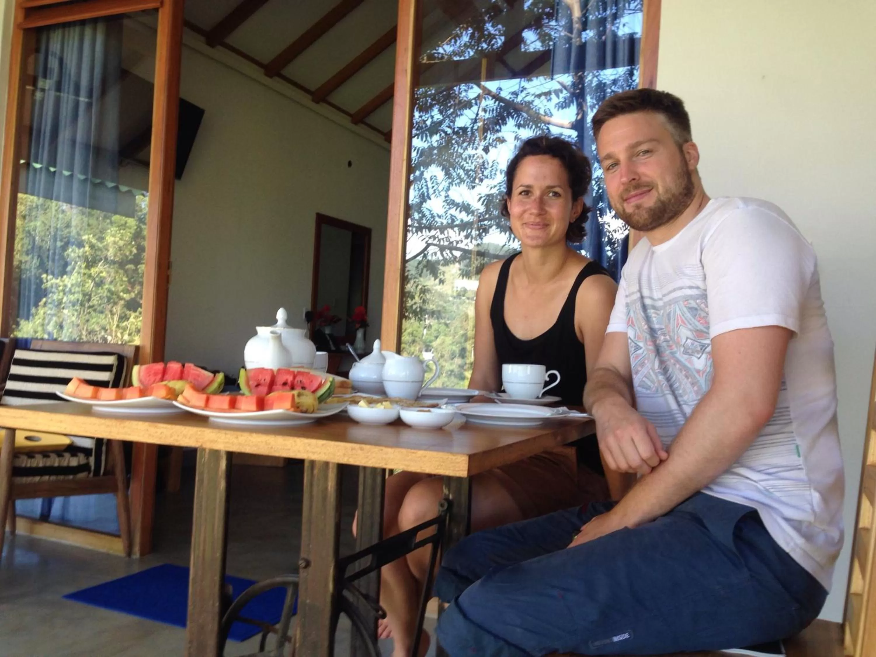 Restaurant/places to eat in The One Ella