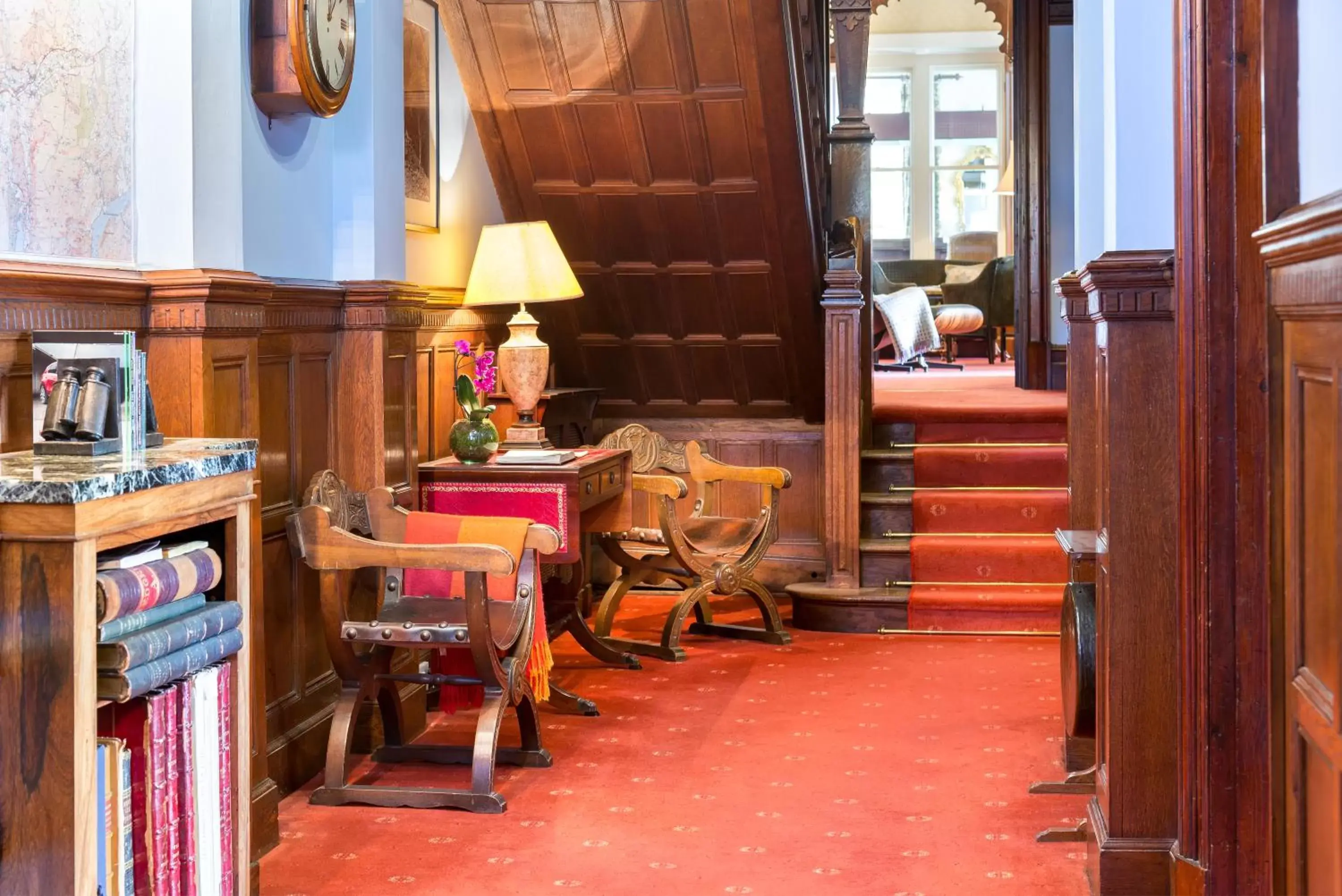 Living room in Ravenstone Manor