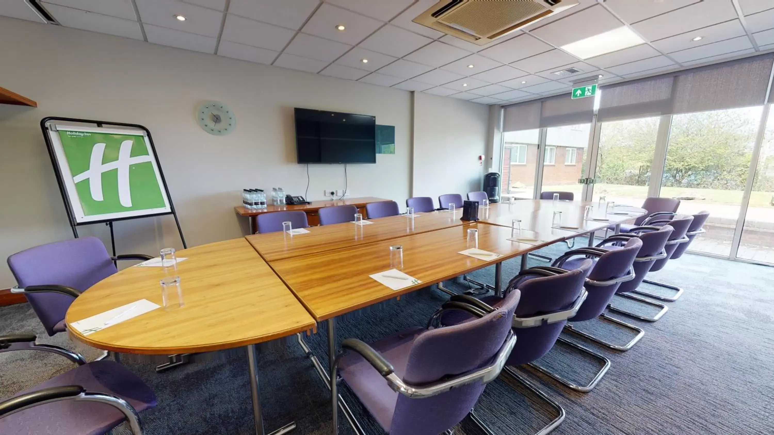 Meeting/conference room in Holiday Inn Basildon, an IHG Hotel