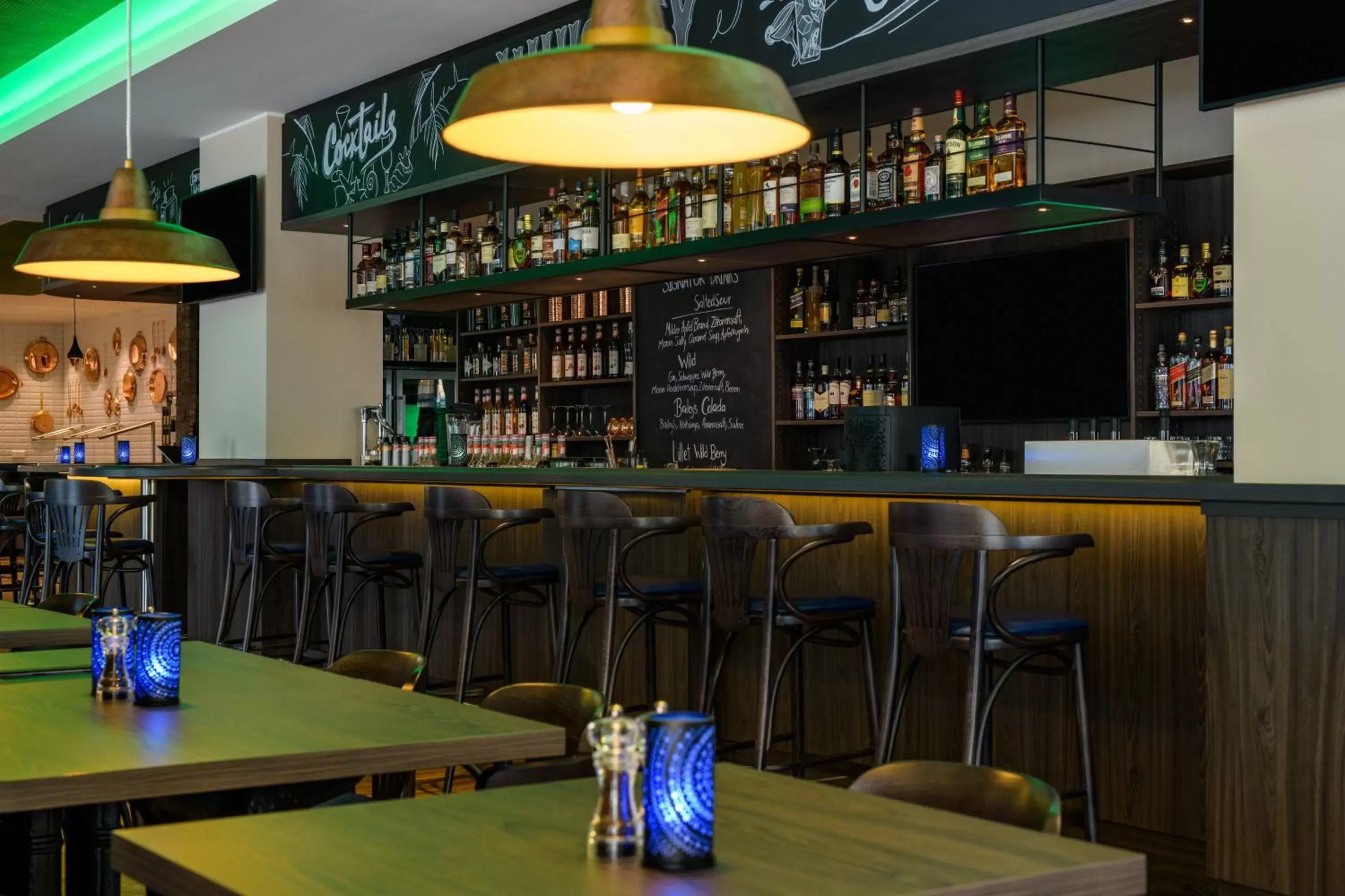 Lounge or bar, Lounge/Bar in ibis Styles Bad Reichenhall