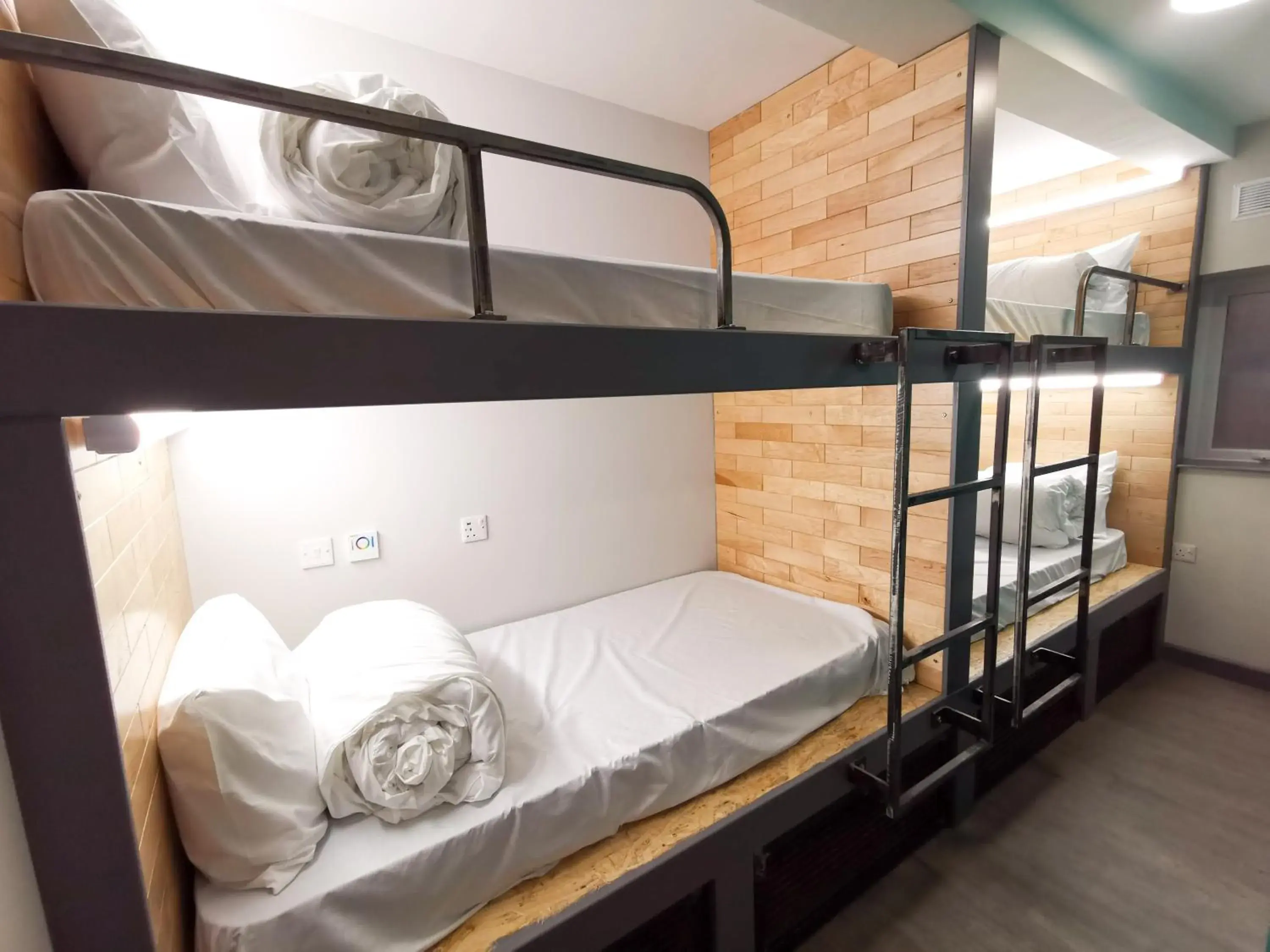 Bed, Bunk Bed in Cwtsh Hostel