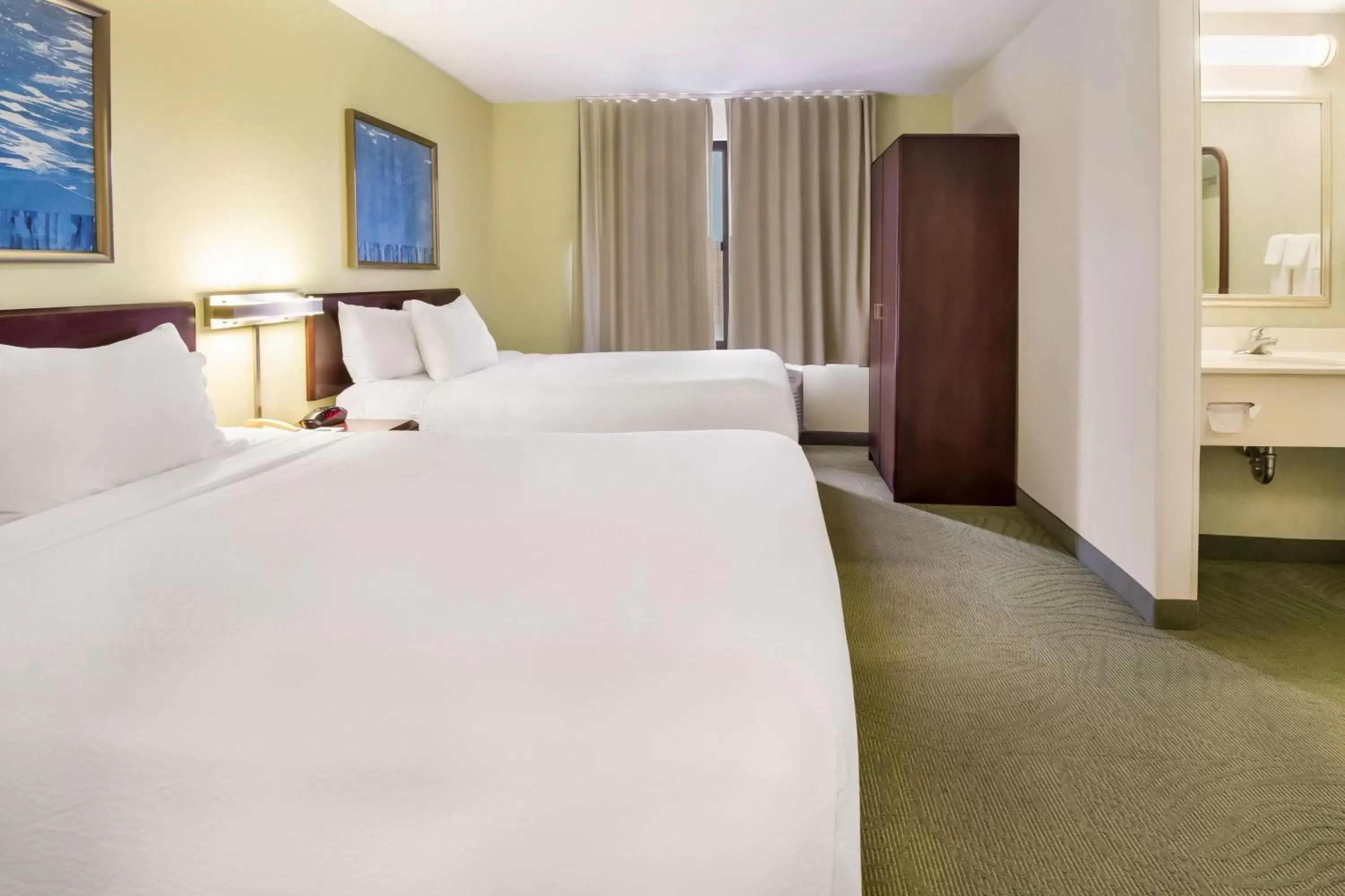 Photo of the whole room, Bed in SpringHill Suites by Marriott Pittsburgh Washington