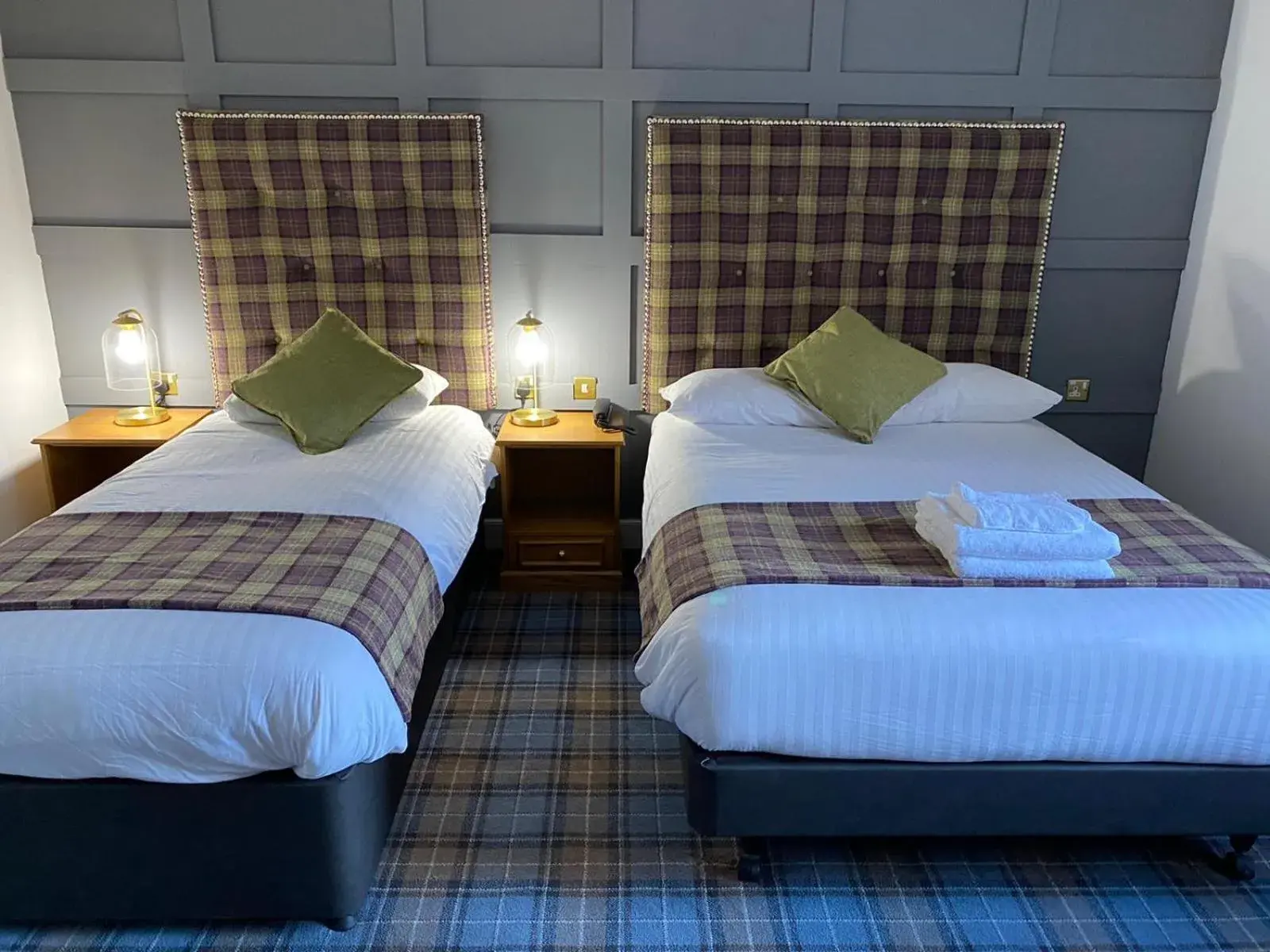 Bed in Royal Dunkeld Hotel