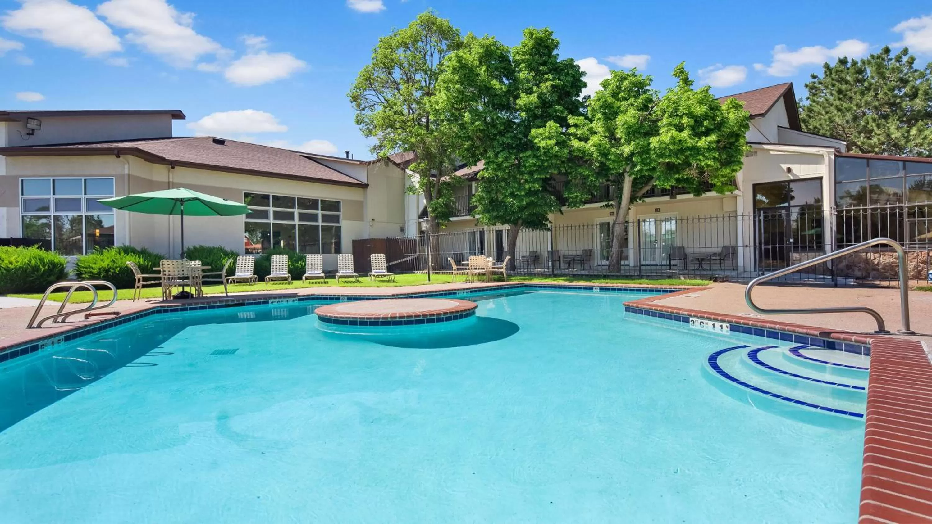 Activities in Best Western Sundowner