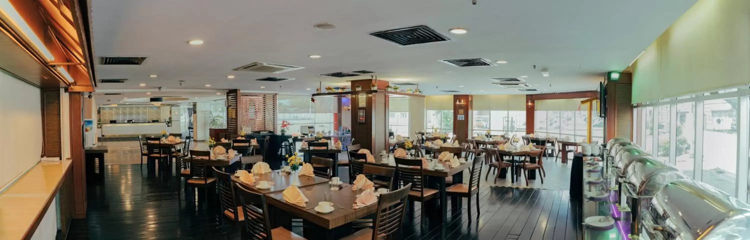 Restaurant/Places to Eat in Hotel Sentral Riverview Melaka