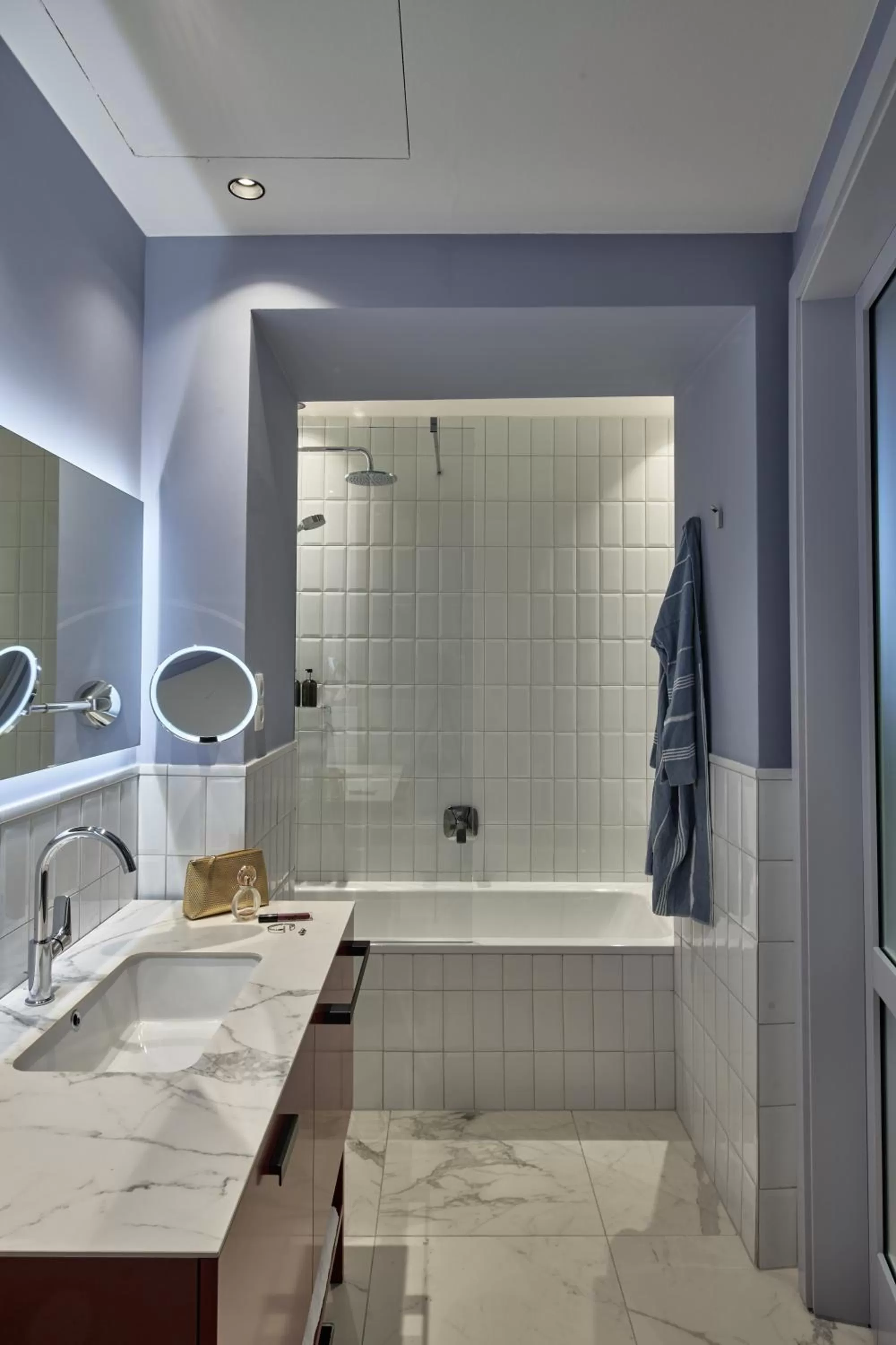 Shower in Falkensteiner Boutique Hotel Prague