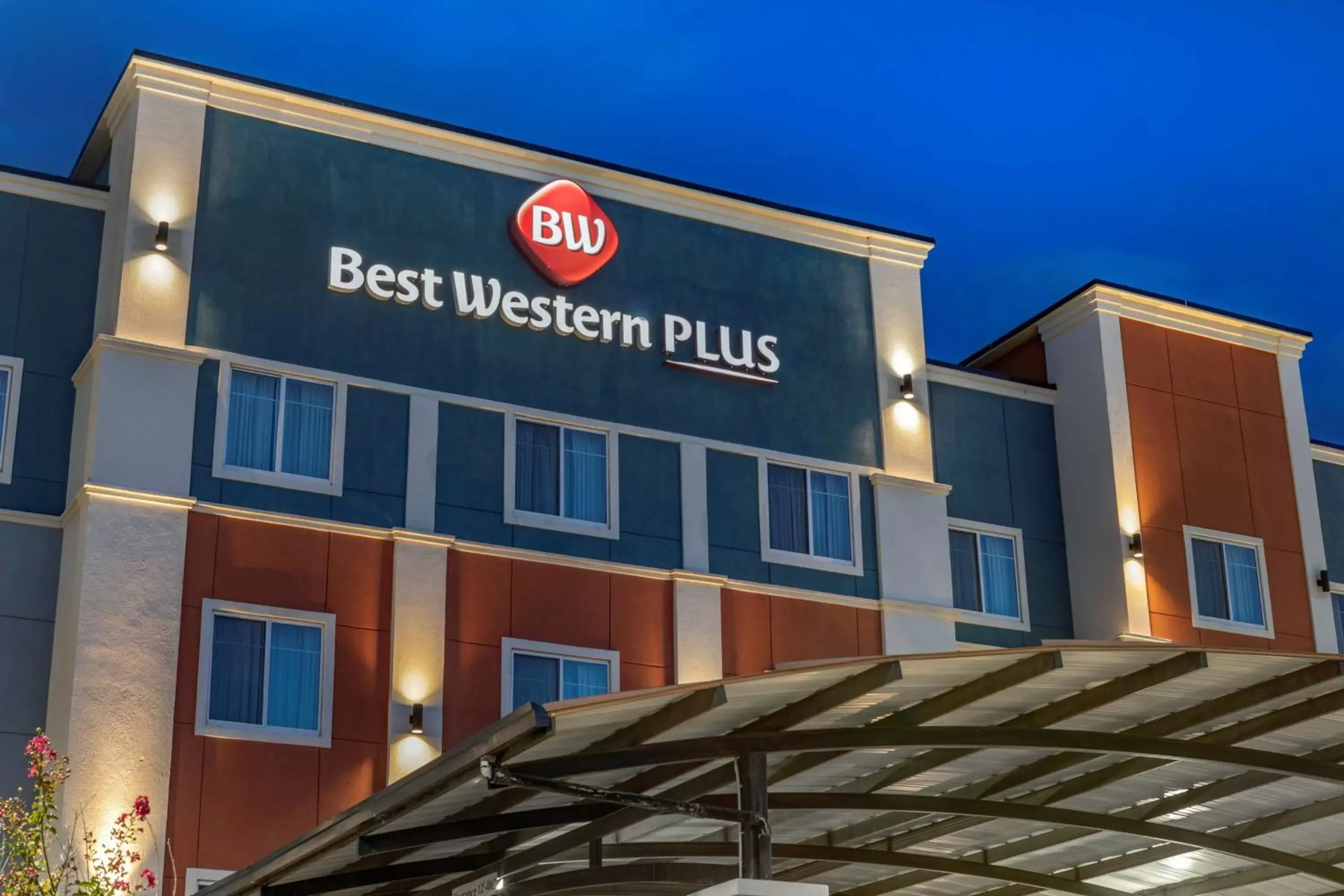 Property Building in Best Western Plus North Odessa Inn & Suites