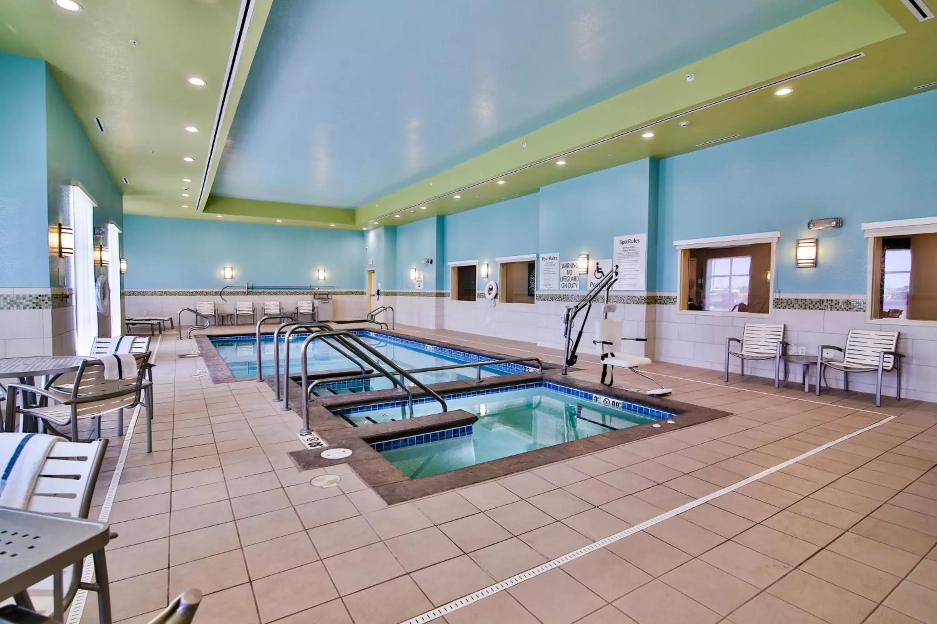 Swimming Pool in Holiday Inn Bismarck, an IHG Hotel