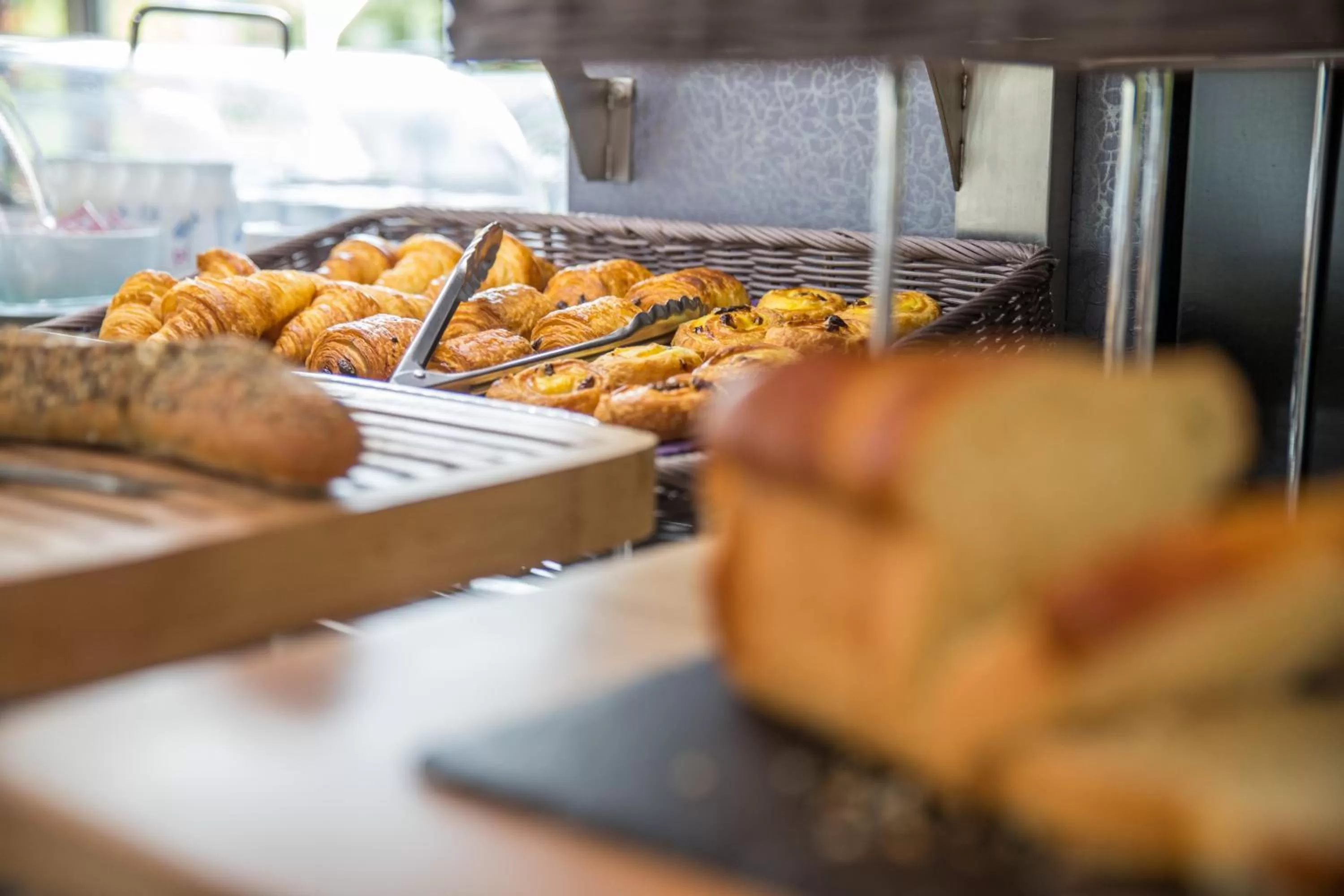 Patio in Best Western Beauséjour