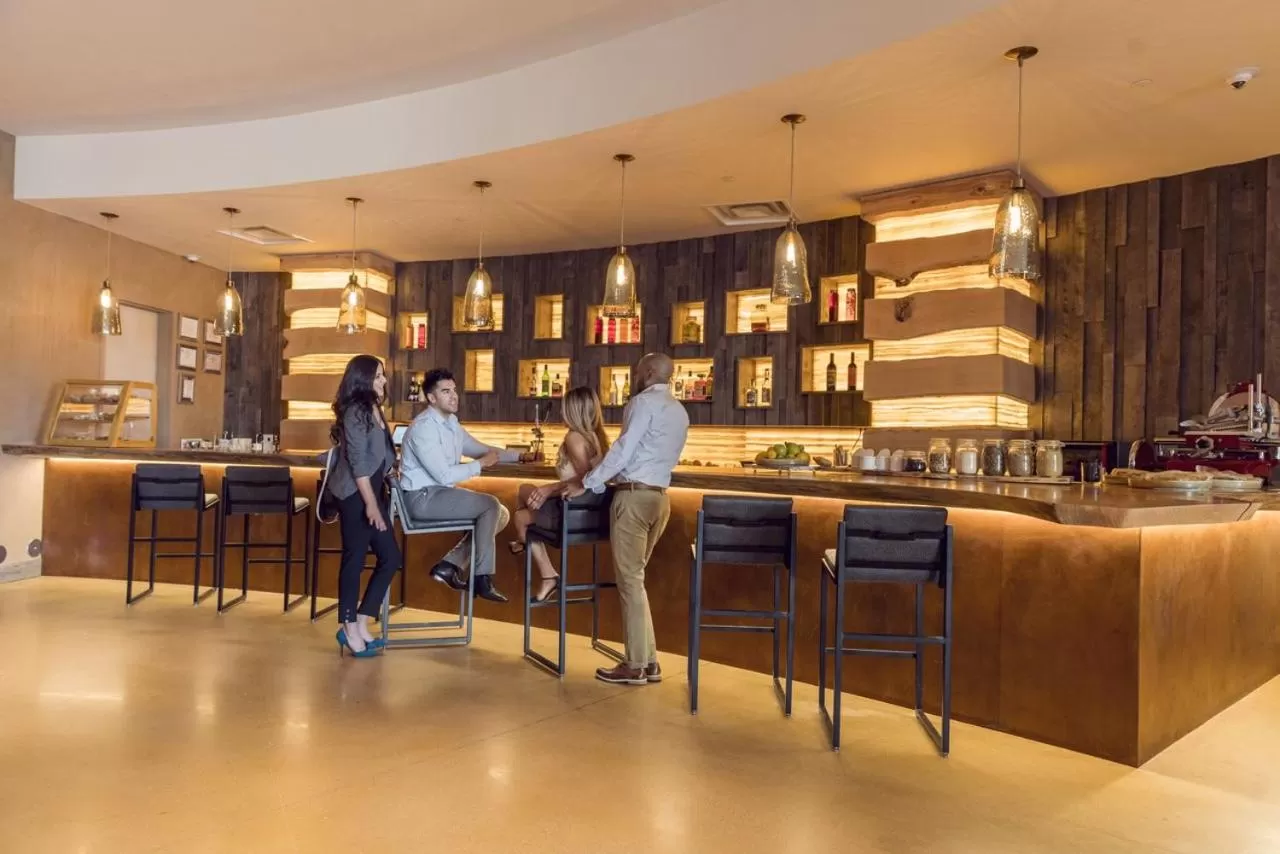 Restaurant/places to eat in Hotel Chaco