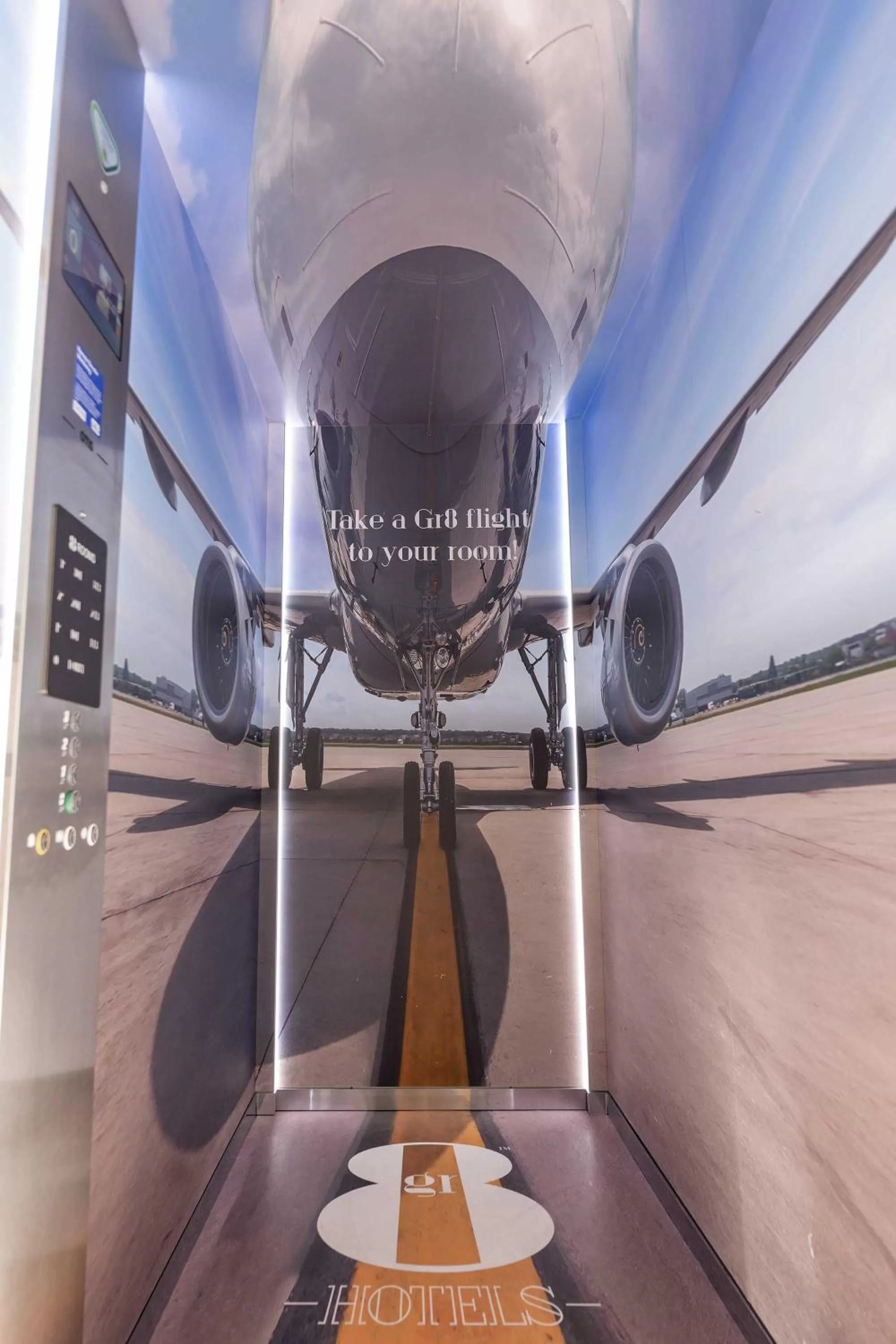 elevator in Gr8 Hotel Maastricht Aachen Airport