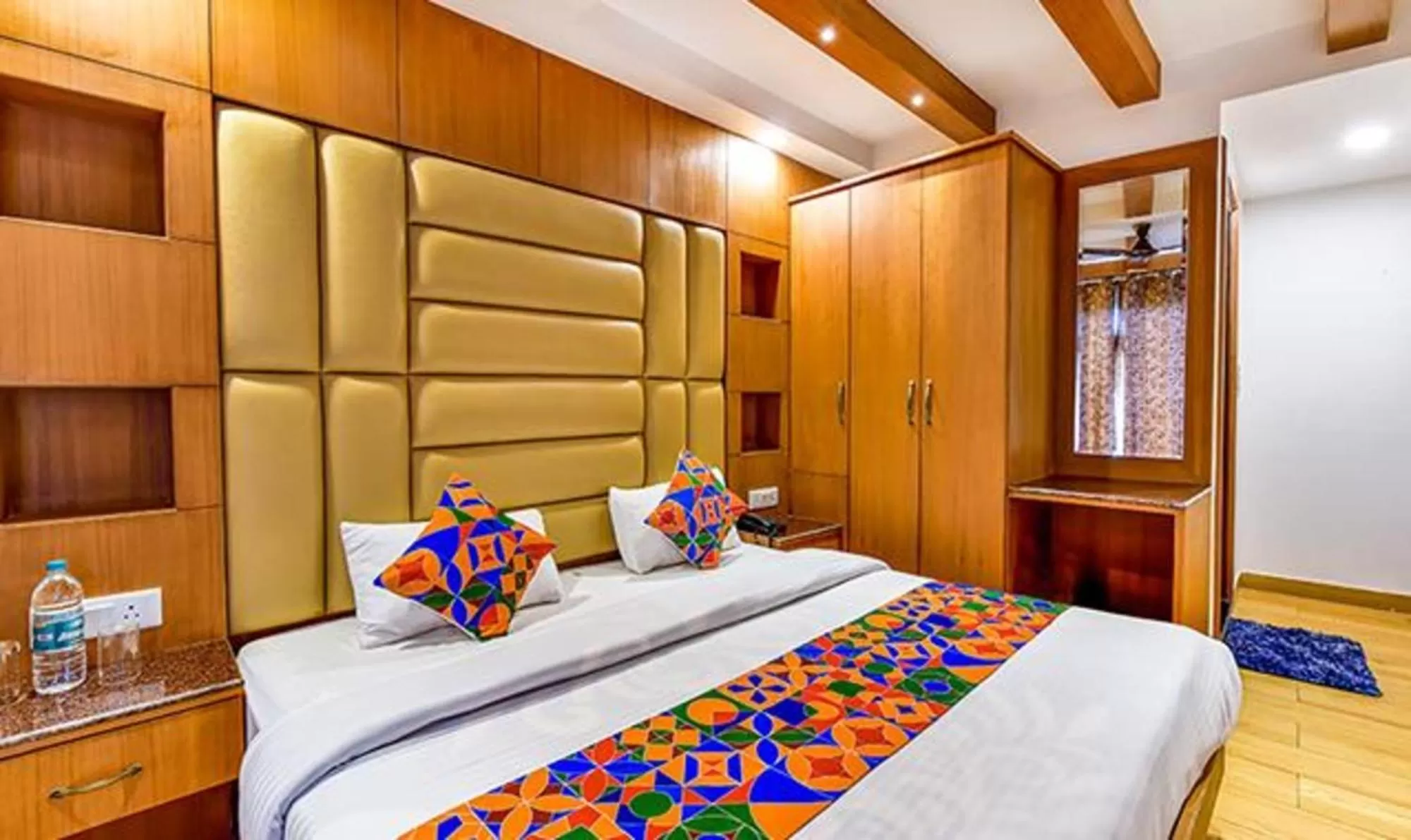 Bed in FabHotel Clock View 500M From The Mall Road