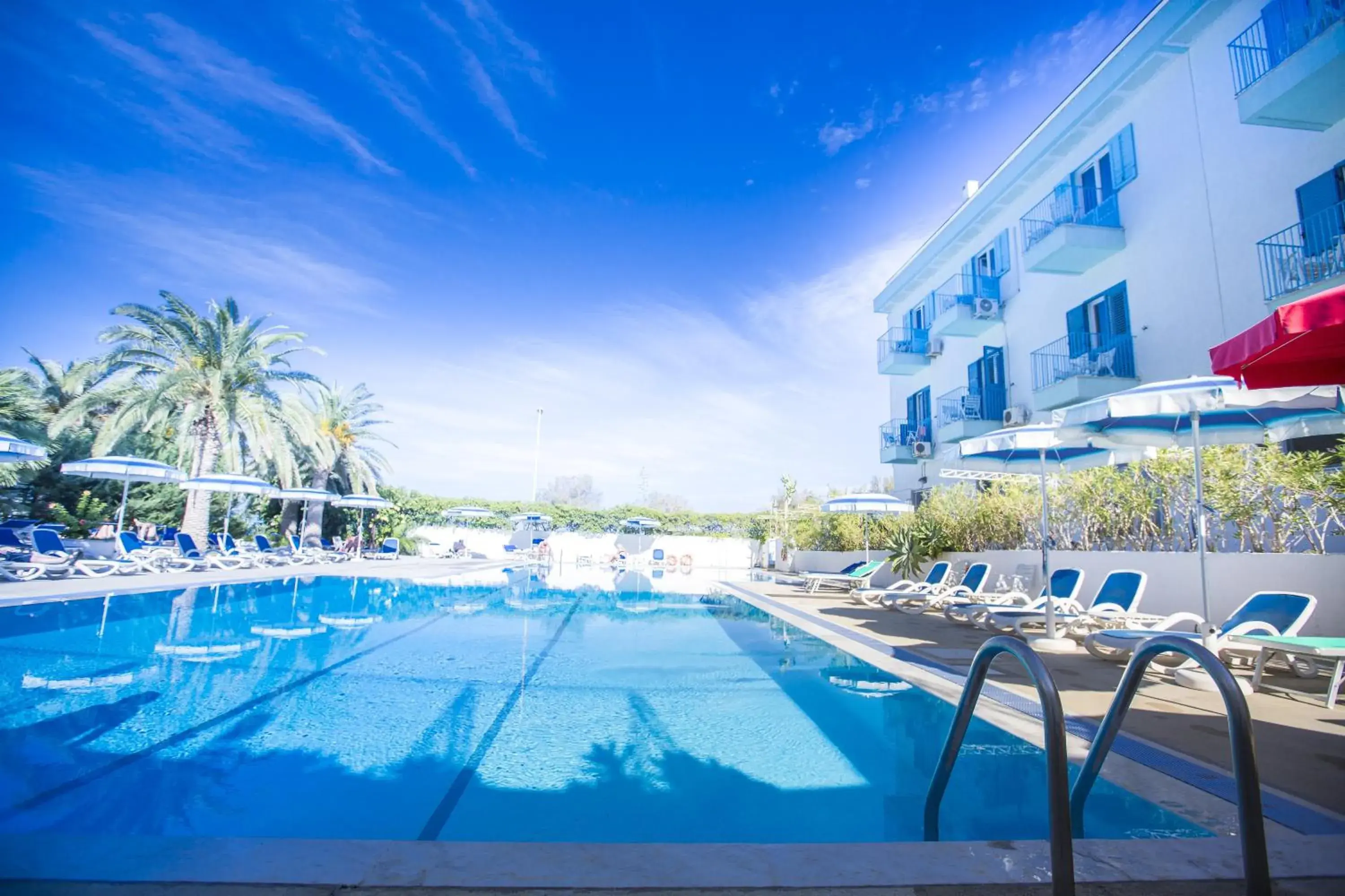 Swimming Pool in Hotel Tourist