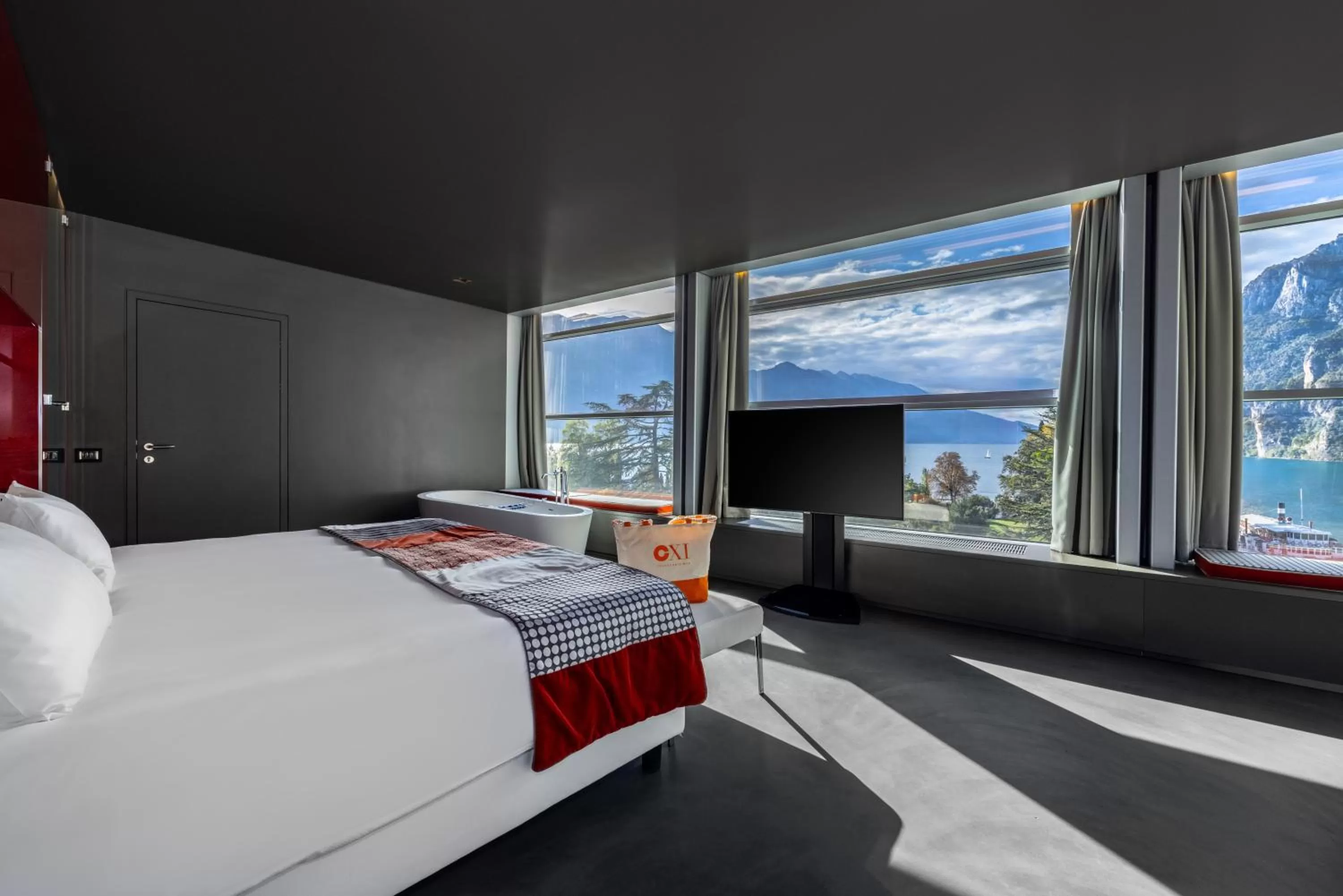 Photo of the whole room, Bed in Lido Palace - The Leading Hotels of the World