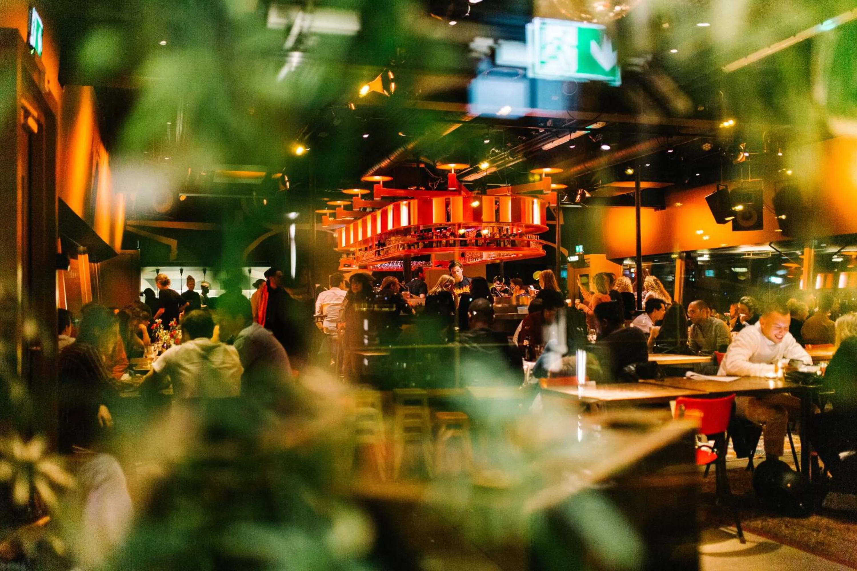 Restaurant/places to eat in Volkshotel