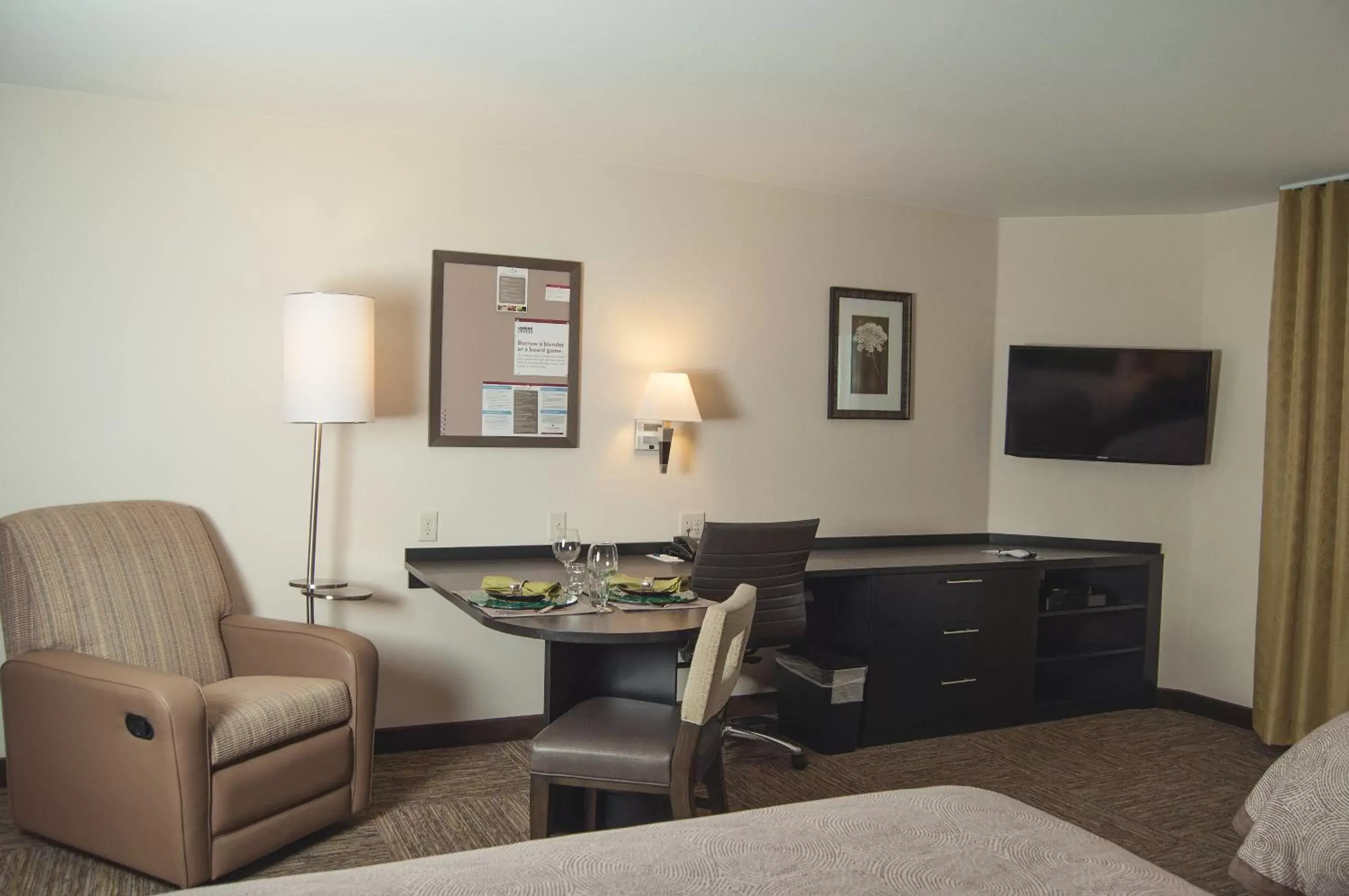 Seating Area in Candlewood Suites Fort Collins, an IHG Hotel