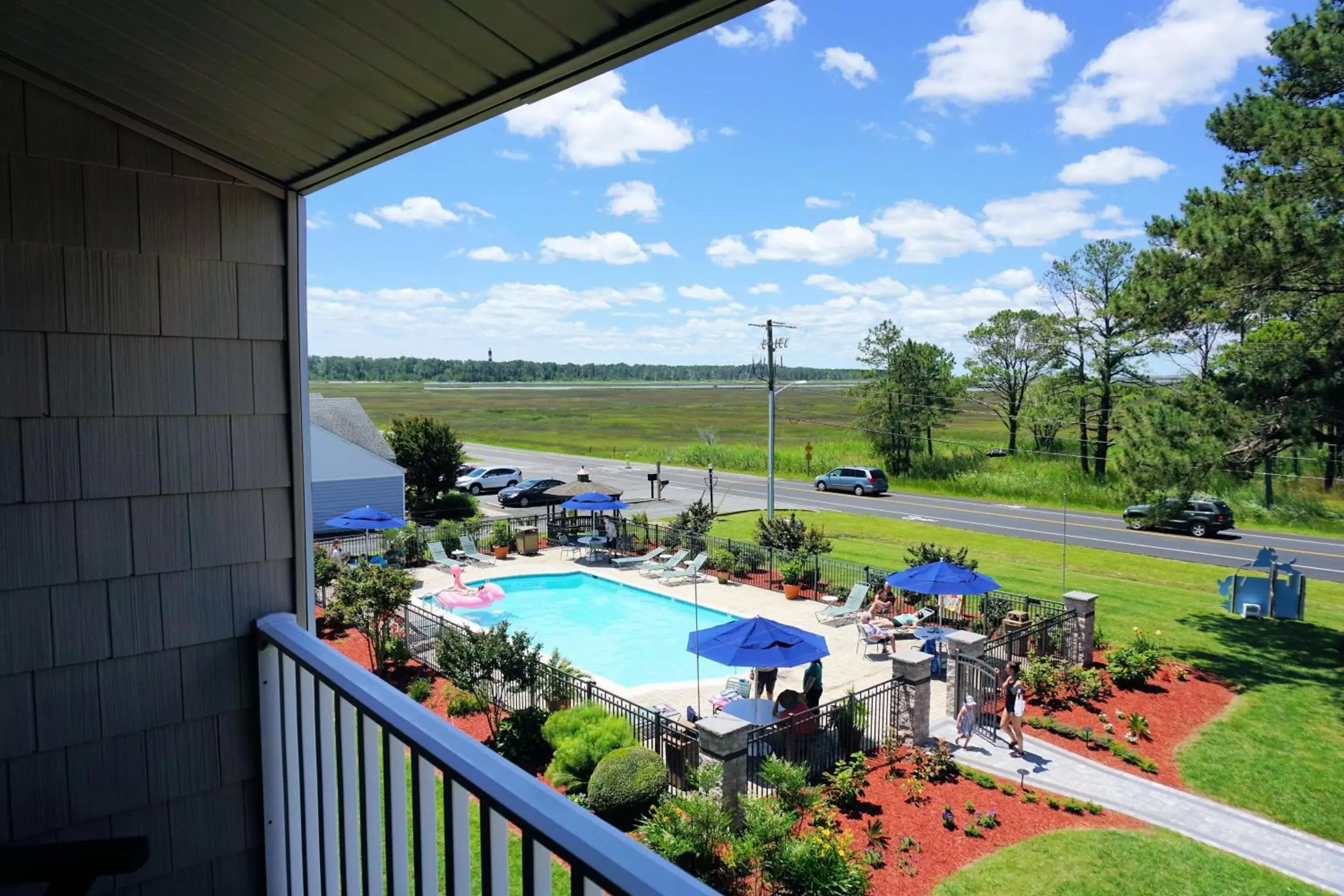 View (from property/room), Pool View in Best Western Chincoteague Island