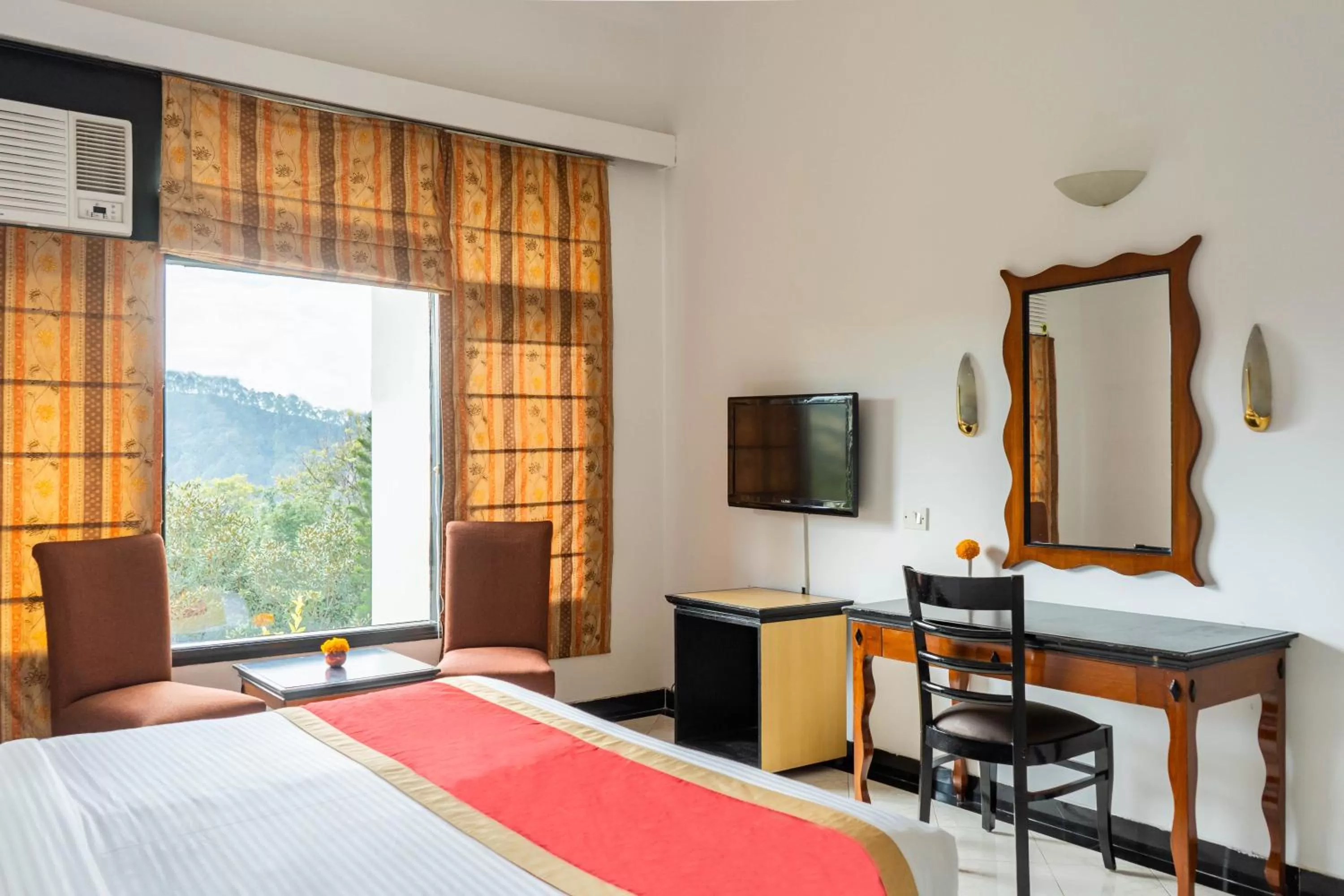 Bedroom, Bed in Country Inn Nature Resort Bhimtal