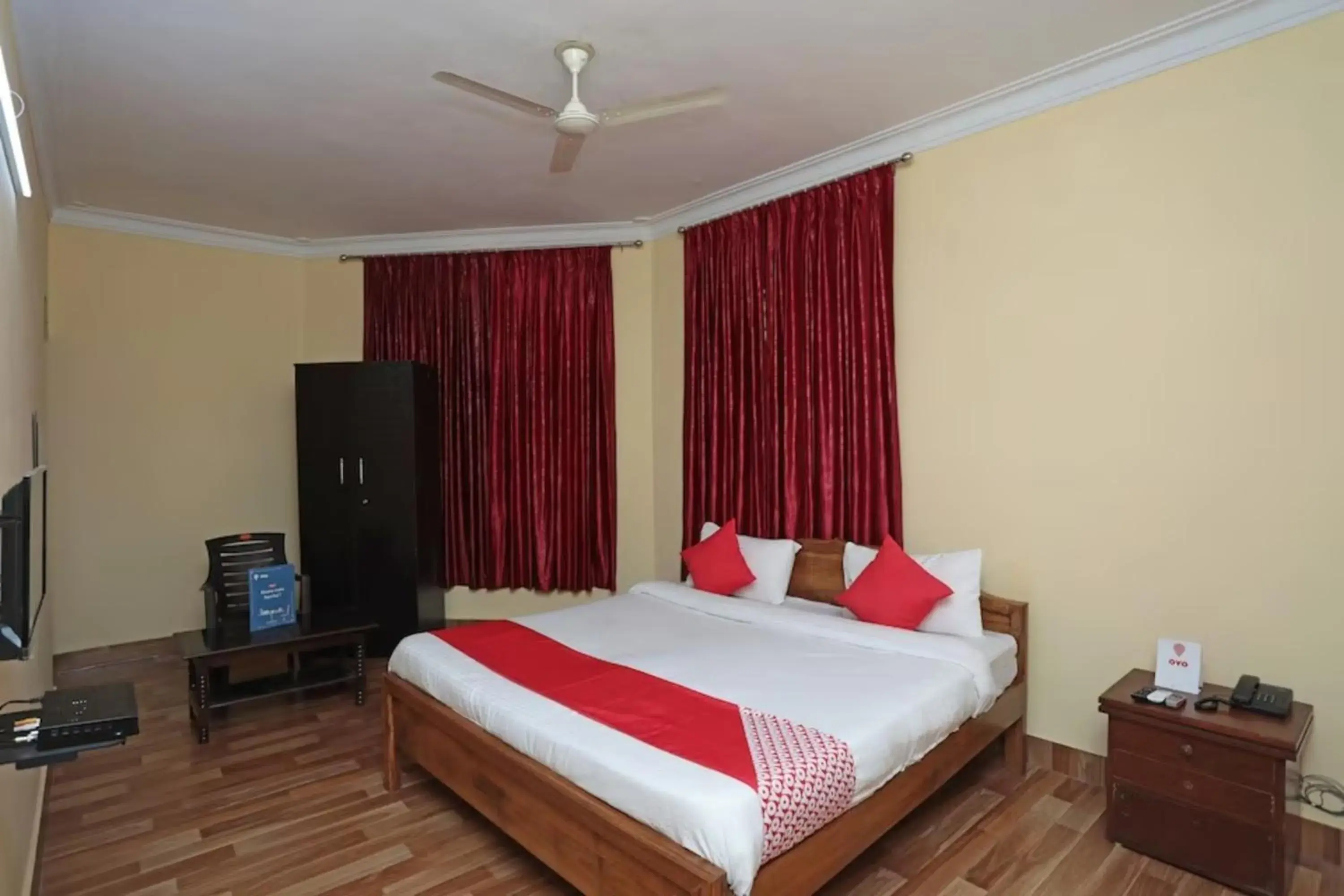 Bed in Goroomgo Pink Villa Guest House Bhubaneswar