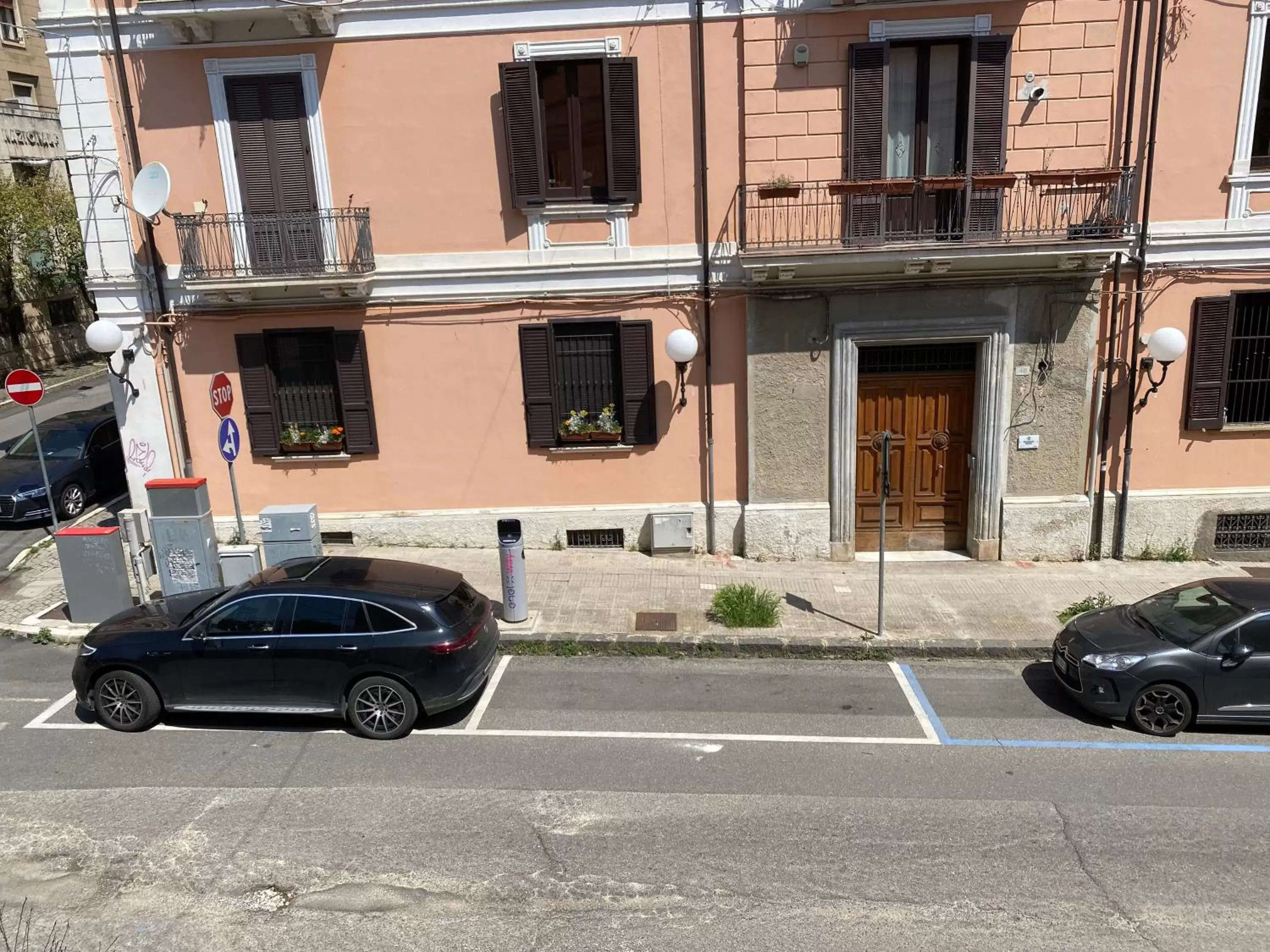 Property Building in Via Piave 82