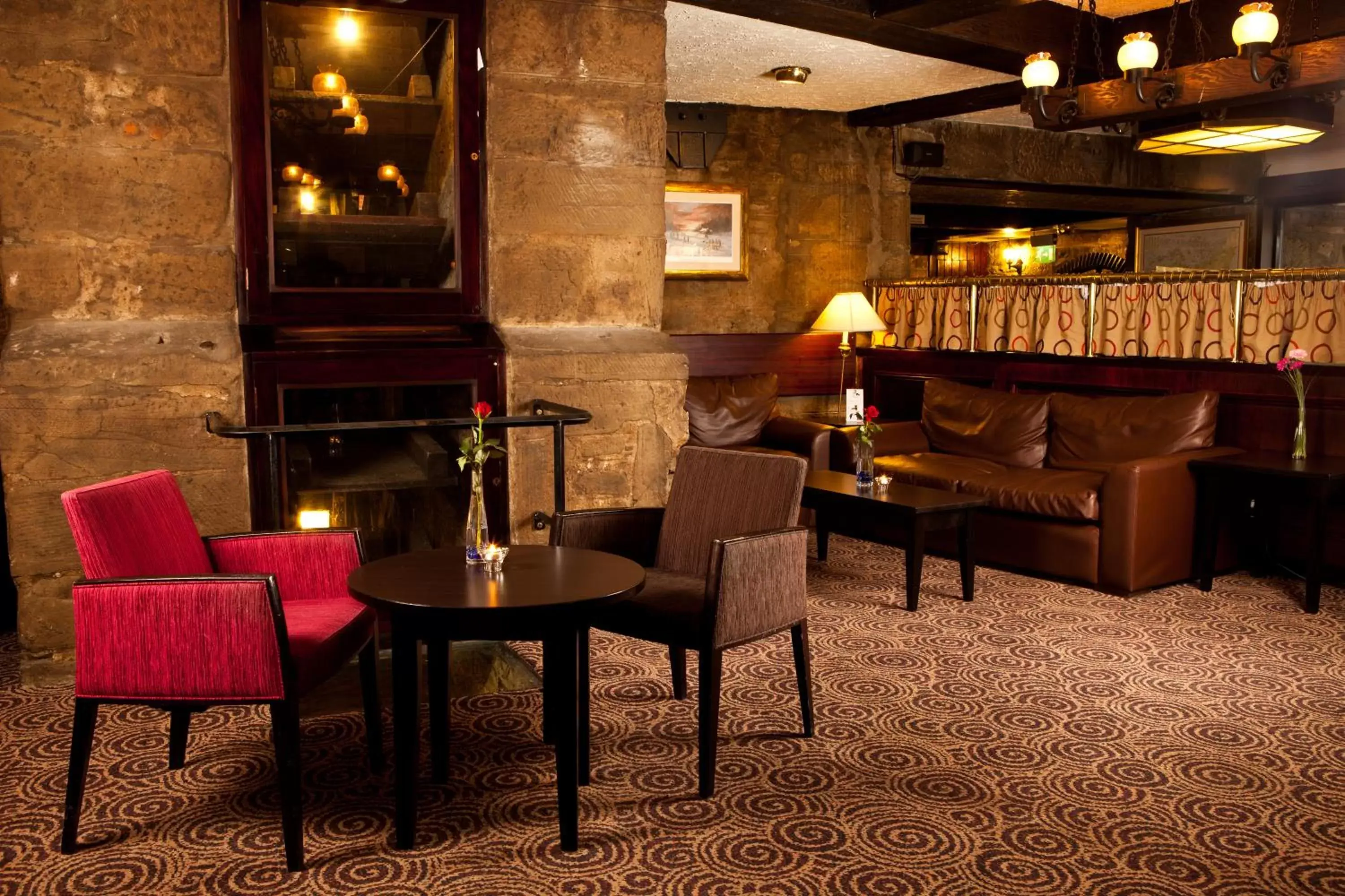 Lounge or bar in Mercure Perth Hotel