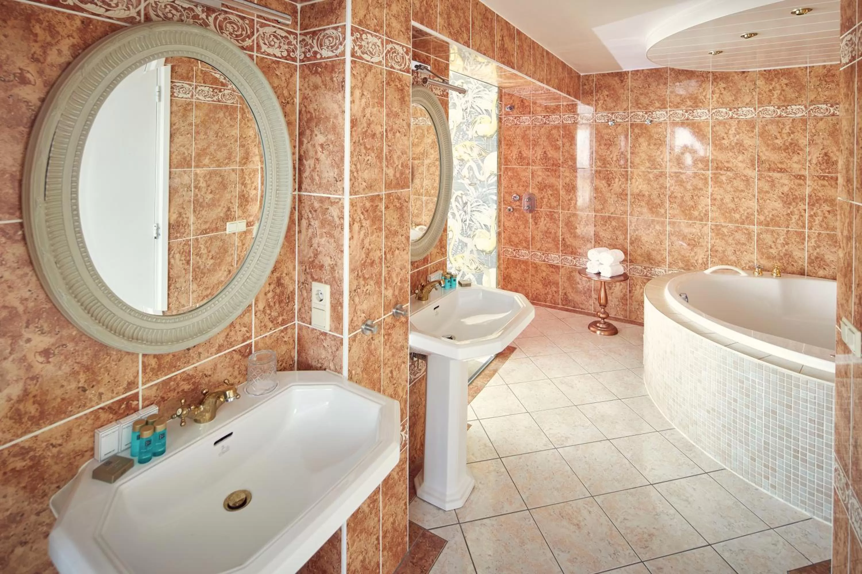 Bathroom in Van der Valk Hotel Emmeloord