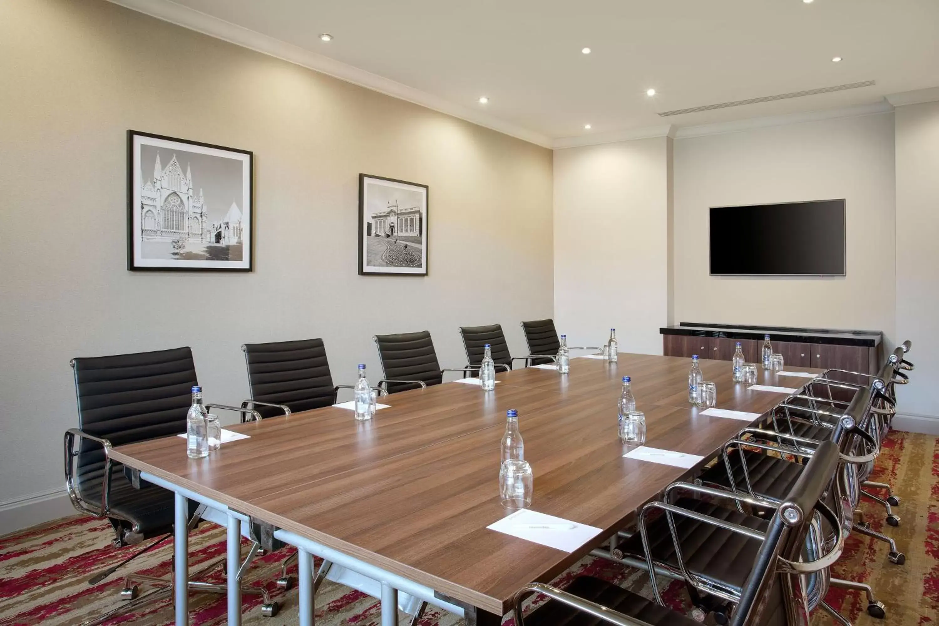 Meeting/conference room in Leonardo Hotel East Midlands Airport - Formerly Jurys Inn