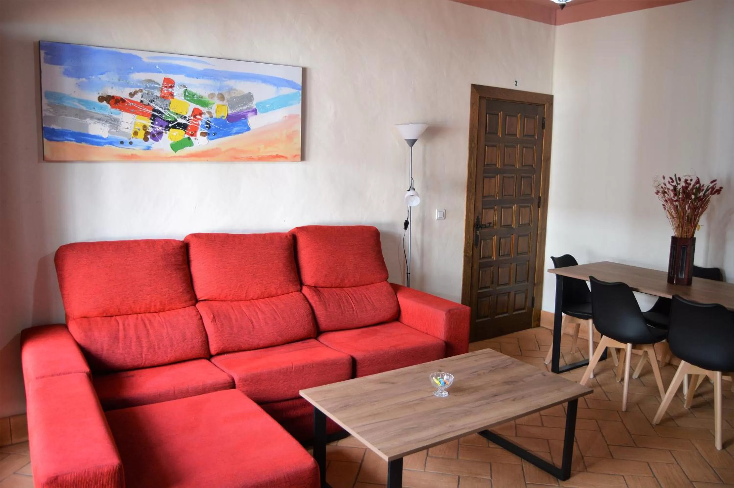 Apartamentos Turísticos - Hostal Los Alisos