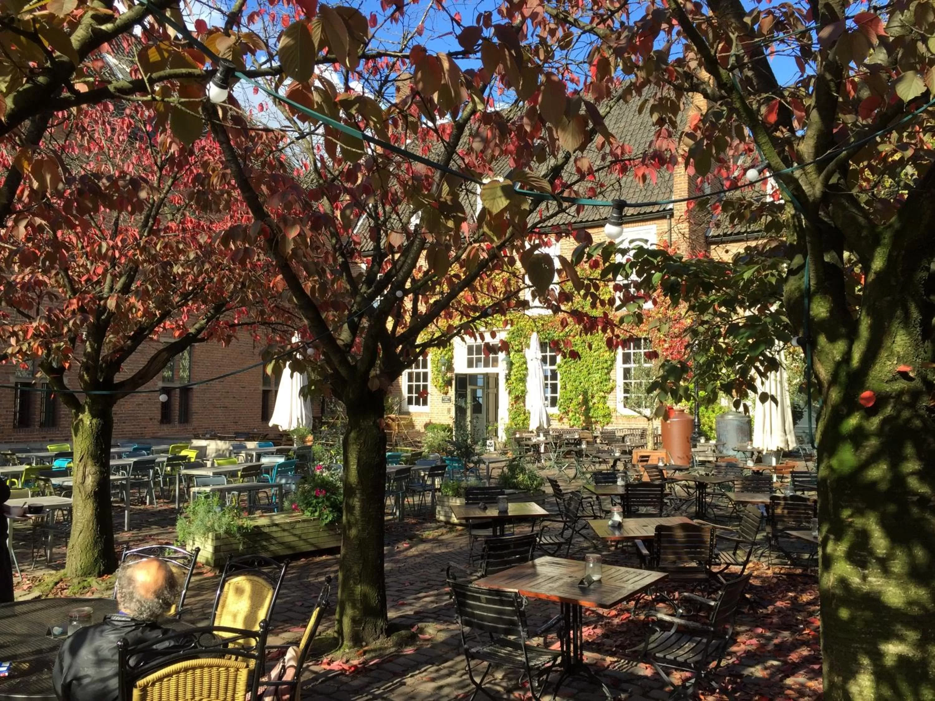 Property building, Garden in De Hemel De Kracht van Ambacht