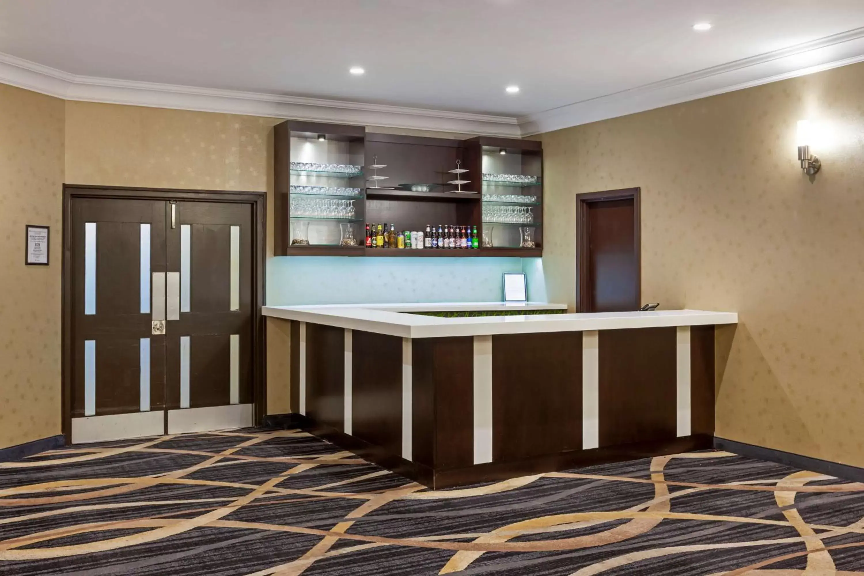Banquet/Function facilities, Lobby/Reception in Best Western Plus Leamington Hotel & Conference Centre