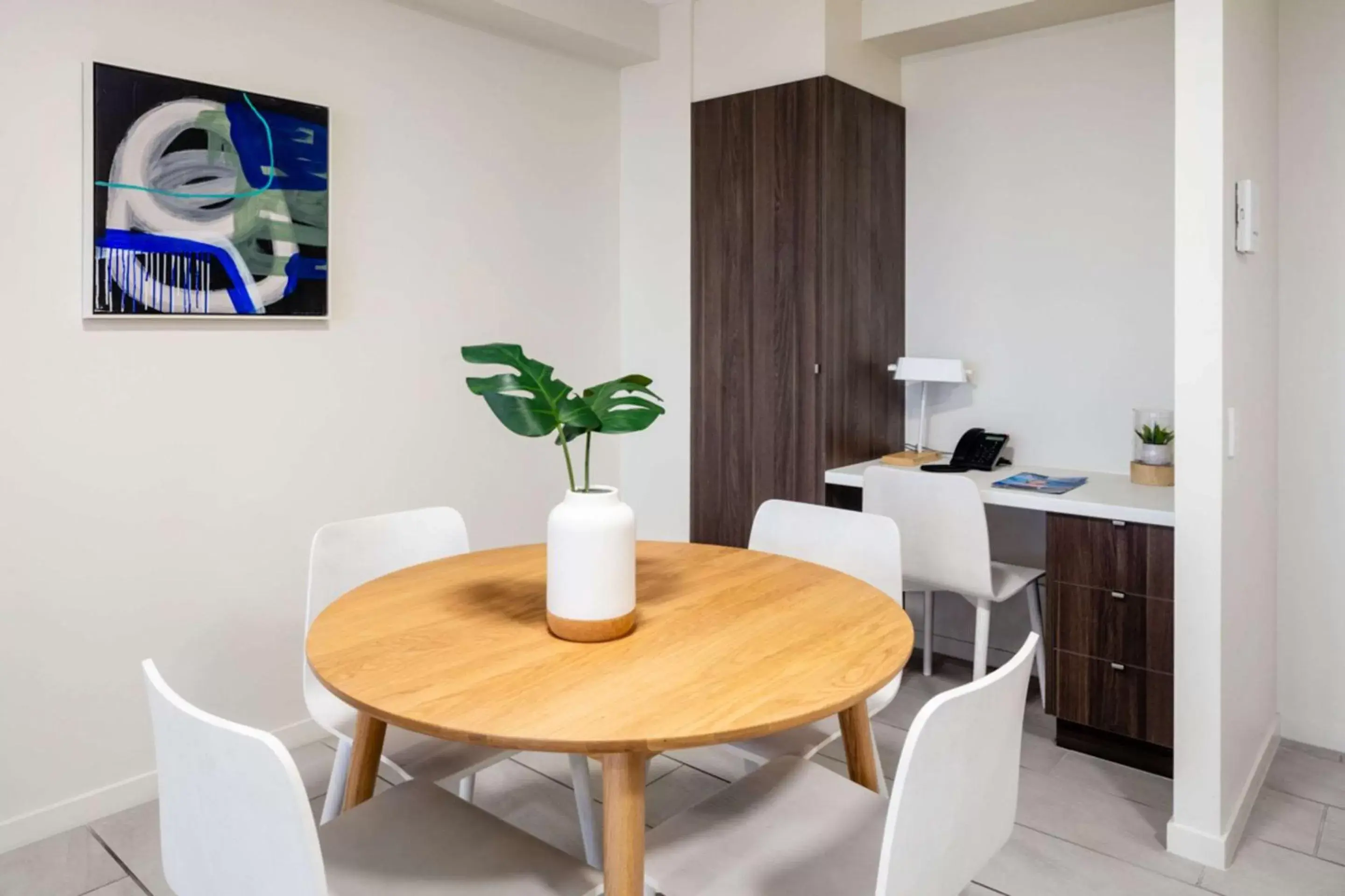 Bedroom, Dining Area in First Light Mooloolaba, Ascend Hotel Collection