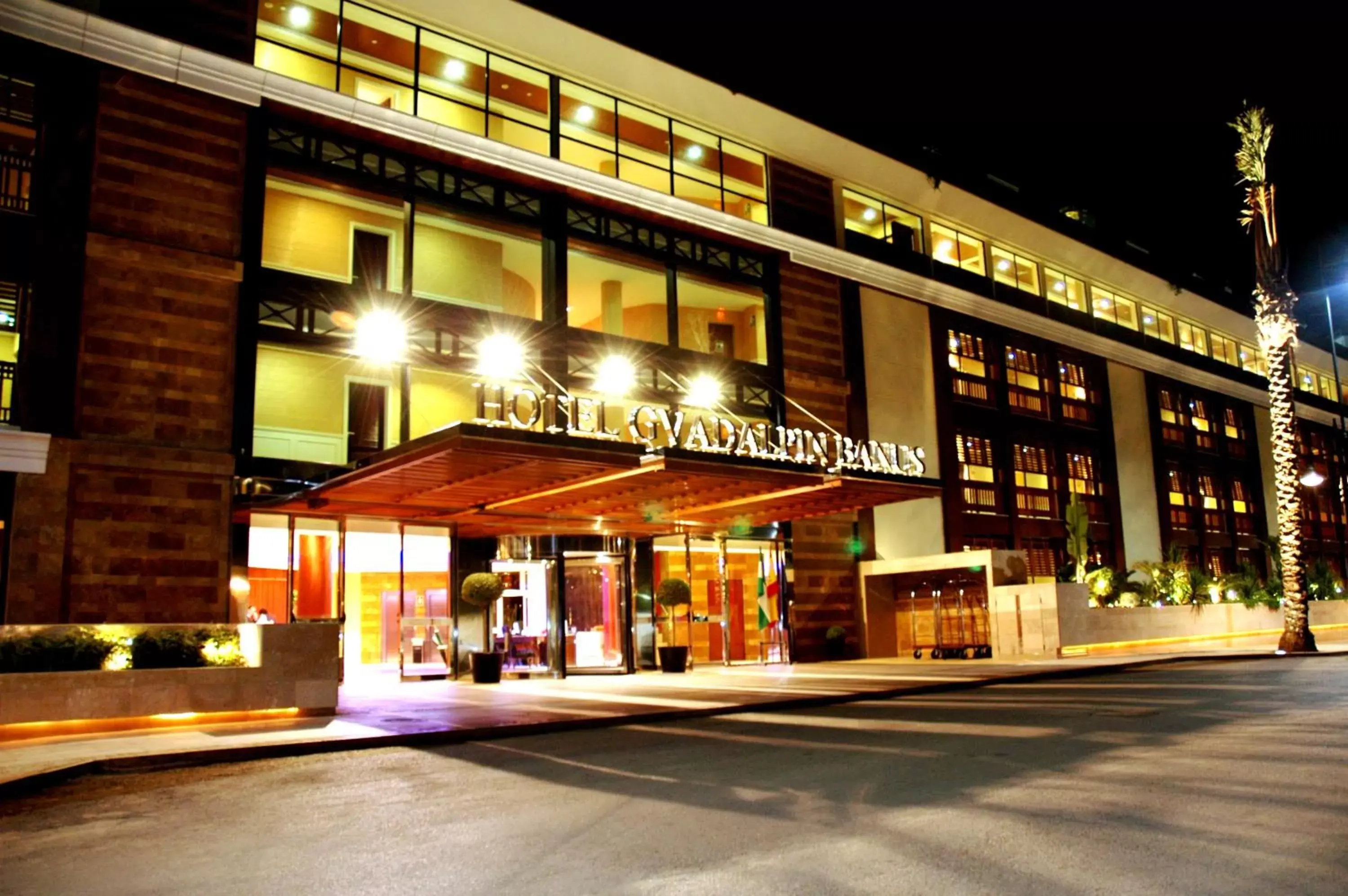 Facade/entrance, Property Building in Gran Hotel Guadalpín Banus