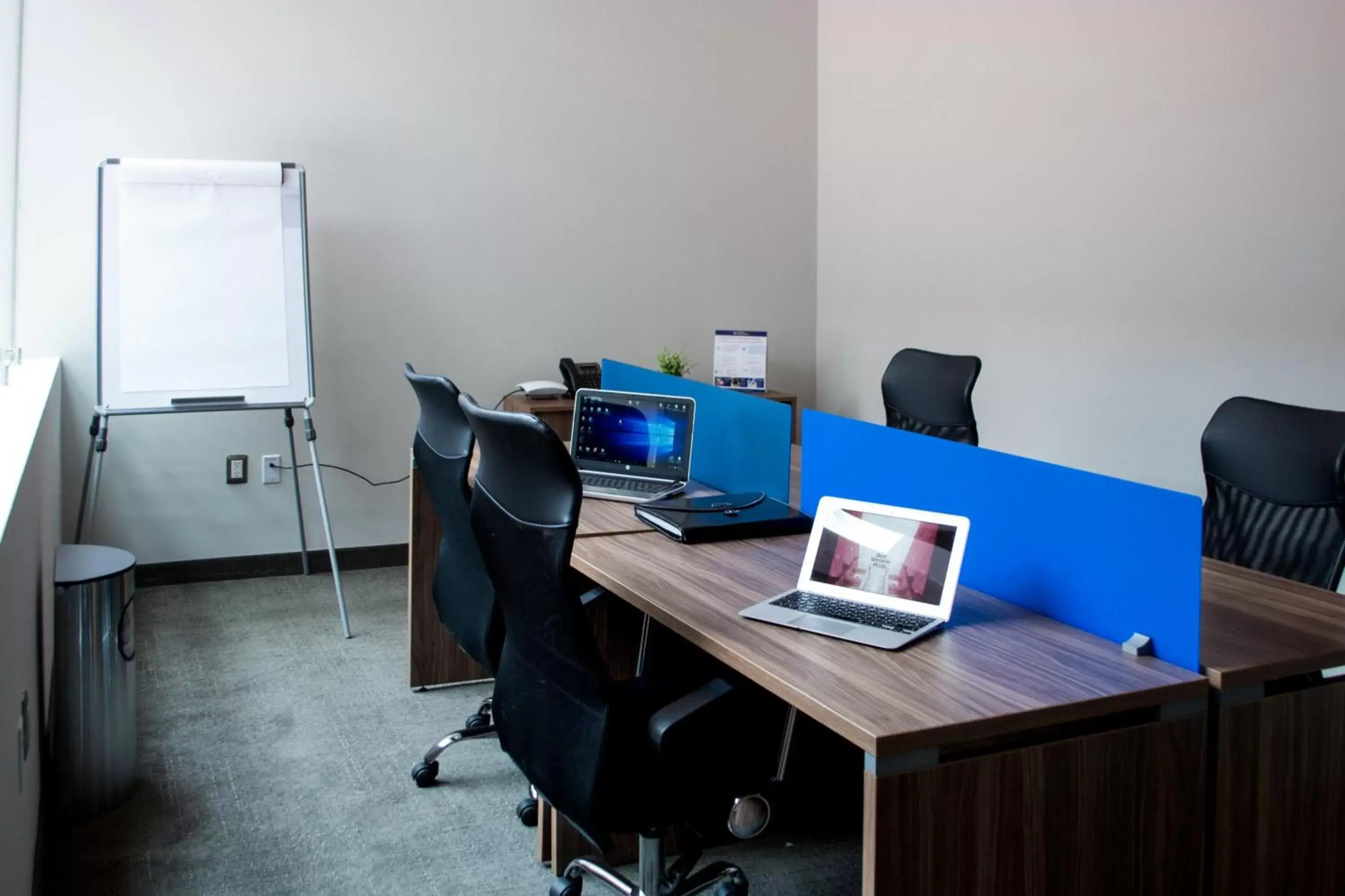 Business Area/Conference Room in Best Western Plus Santa Cecilia Pachuca