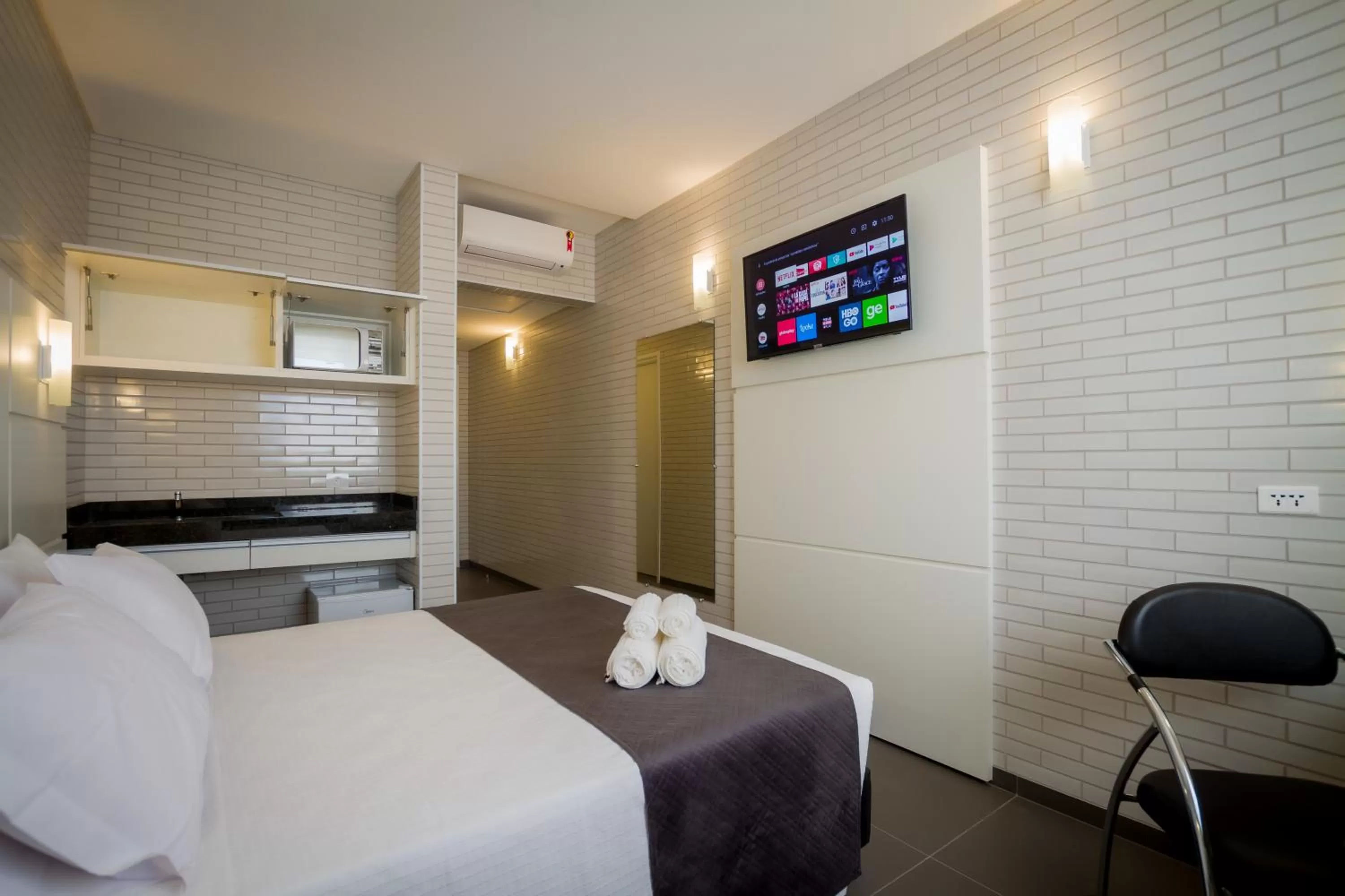 Bed in Hotel Confiance Barigui