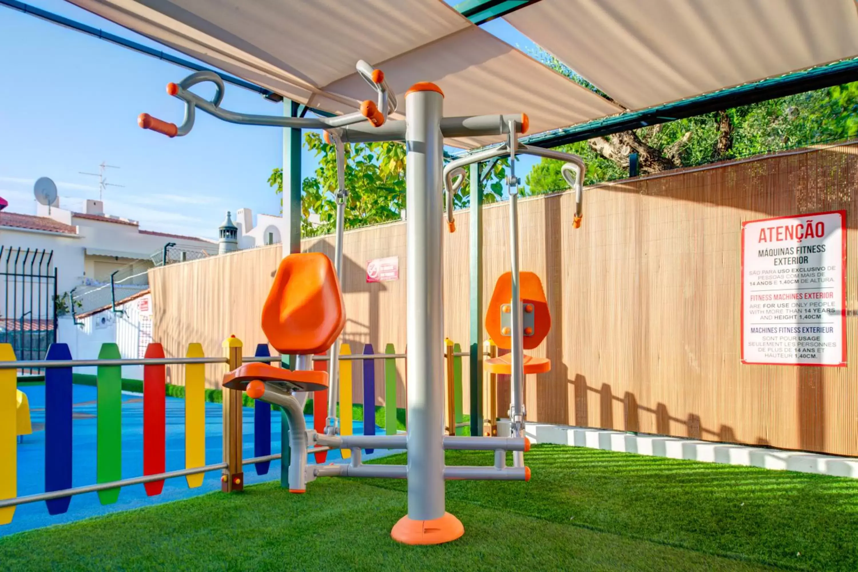 Fitness centre/facilities, Children's Play Area in Choromar Apartments