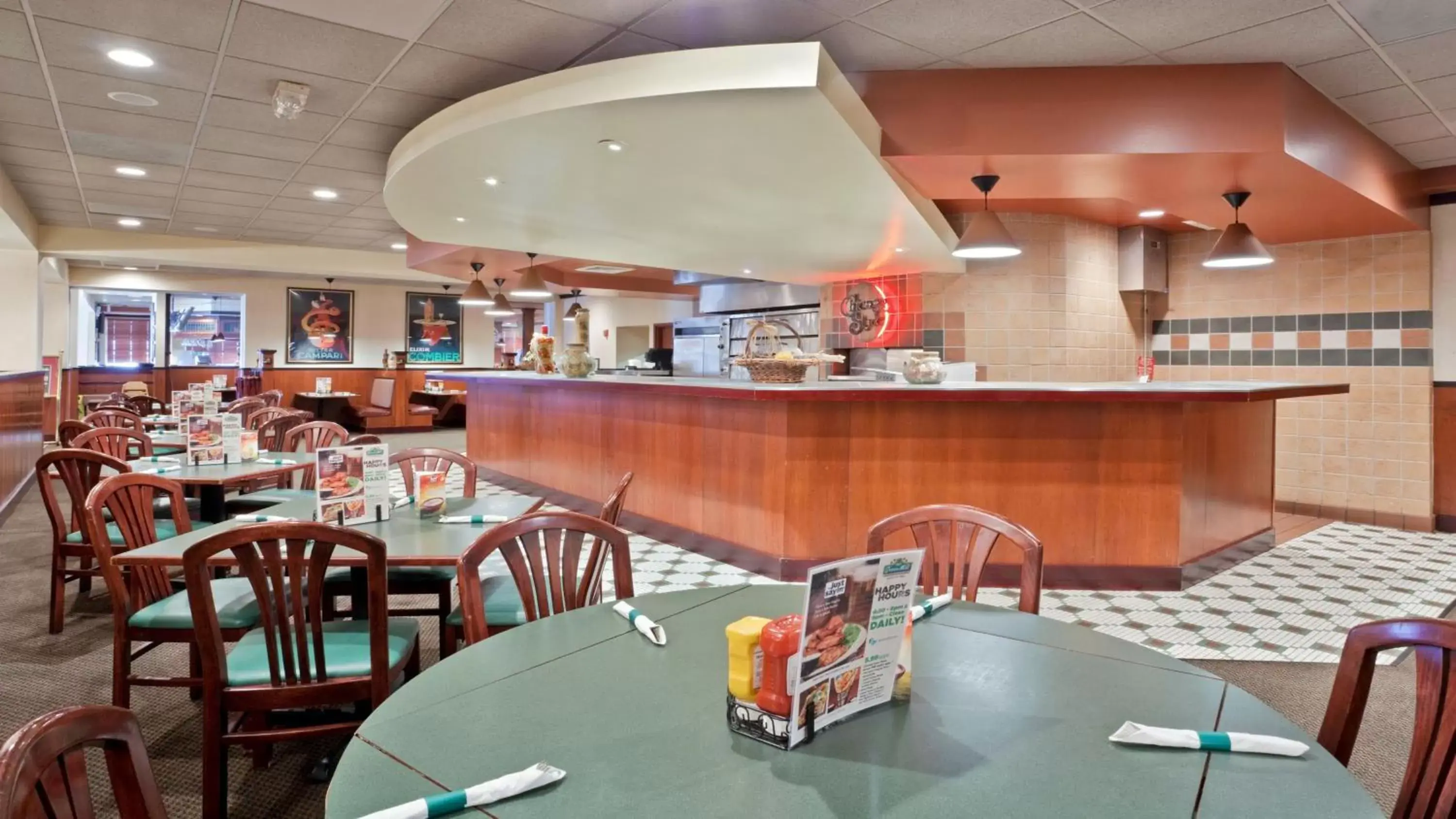 Restaurant/Places to Eat in Holiday Inn Hotel & Suites Overland Park-West, an IHG Hotel