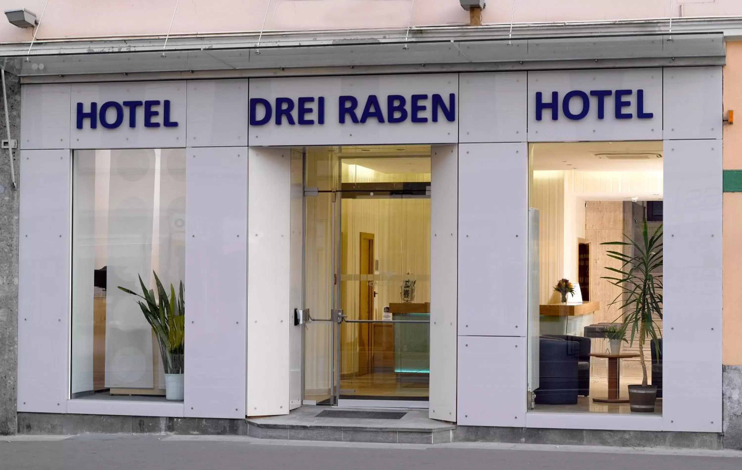 Facade/entrance in Hotel Drei Raben