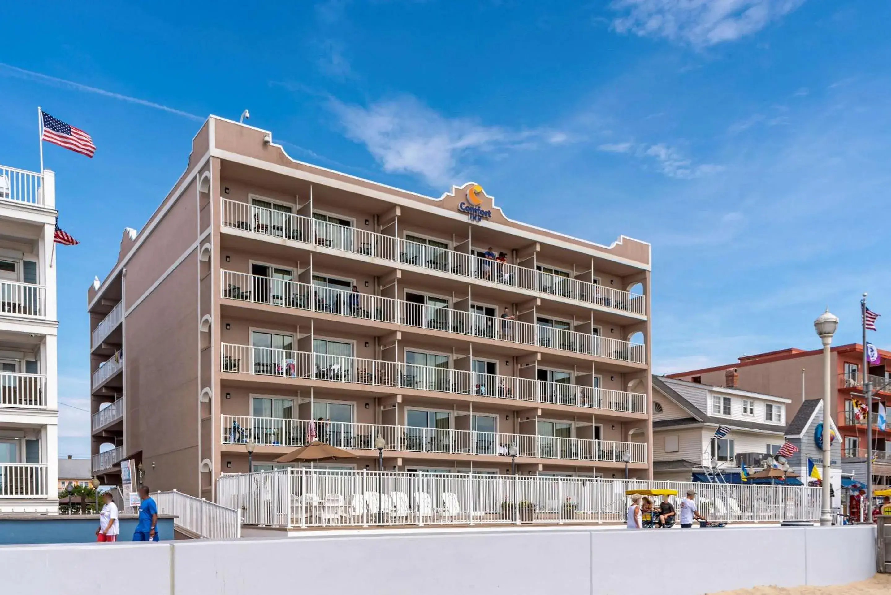 Property Building in Comfort Inn Ocean City Boardwalk