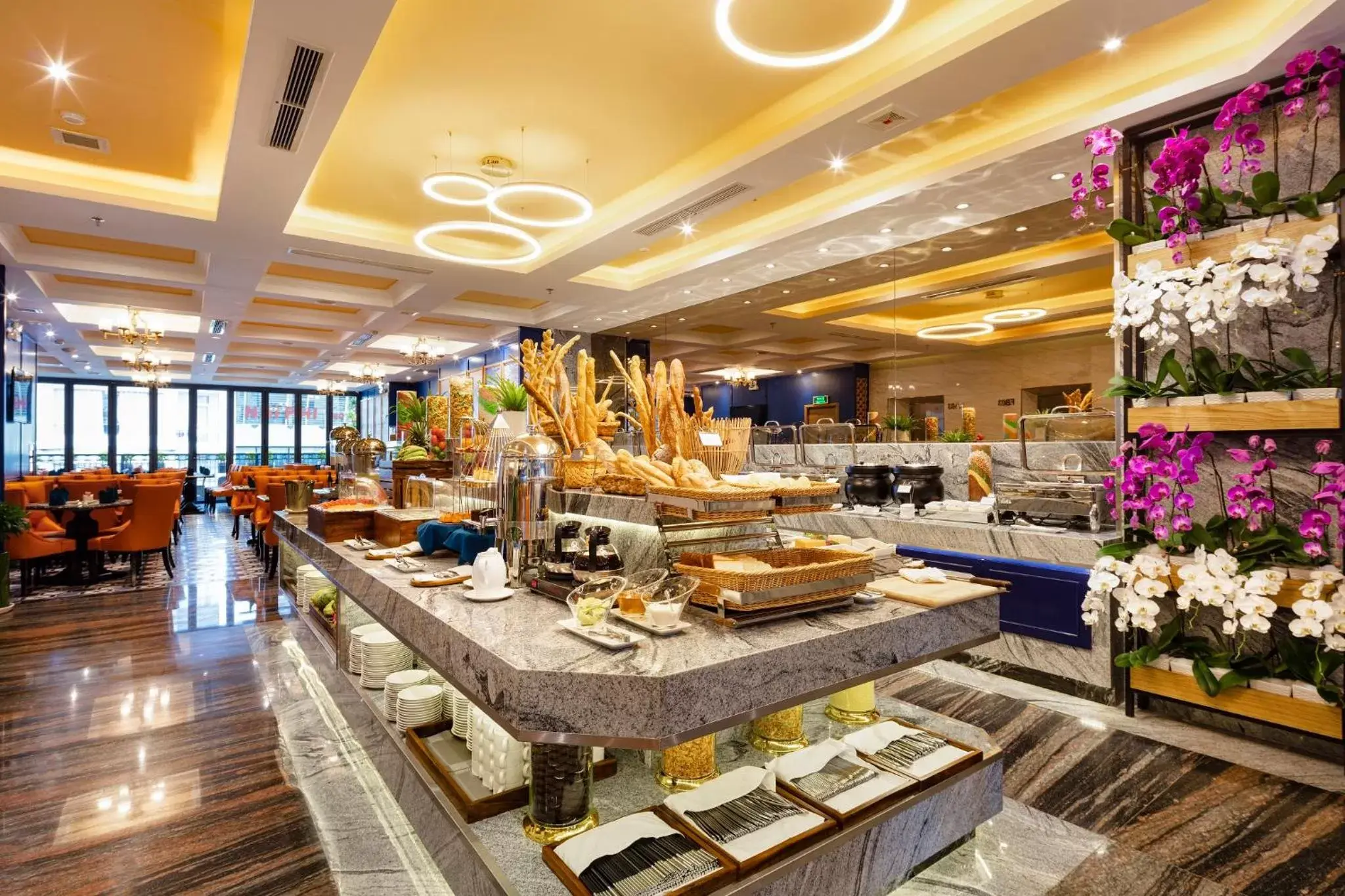 Breakfast, Restaurant/Places to Eat in Erica Nha Trang Hotel